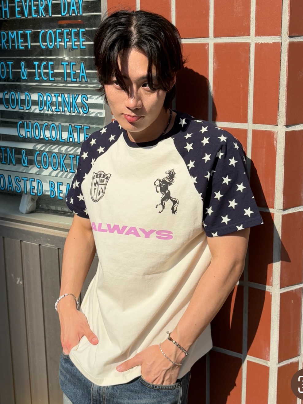 AMOU Always Star Reglan T-Shirts Blue 착용 스타일