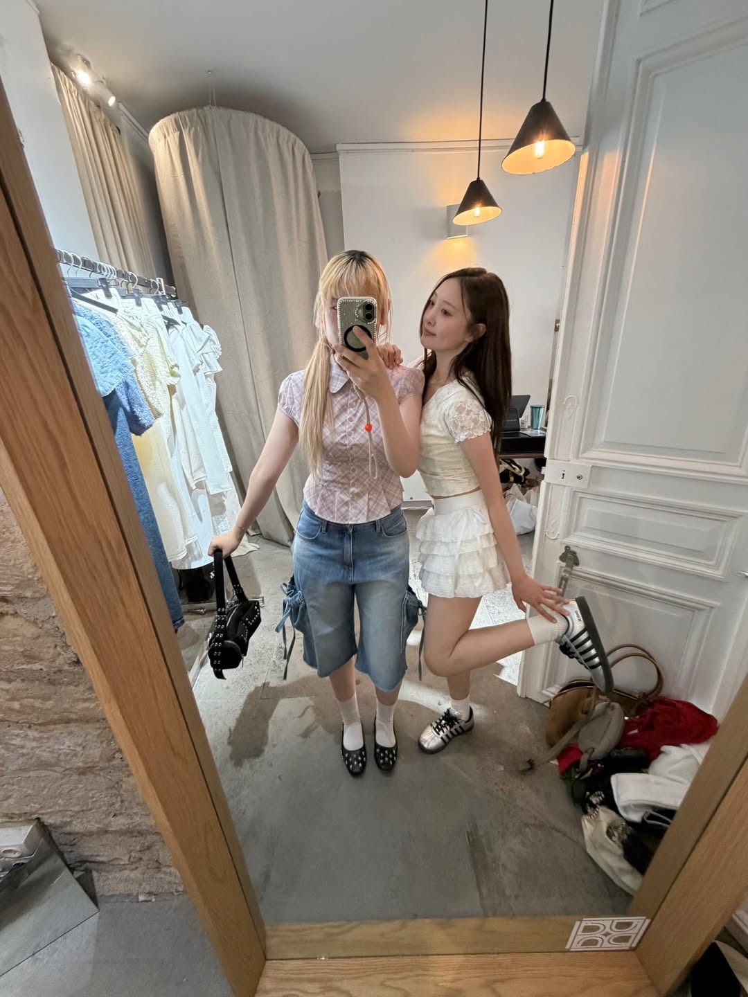 Rosefrantz Rose Lace Slim T-shirt [Ivory], Rosefrantz CanCan Ribbon Mini Skirt [White] 착용 스타일 - 8