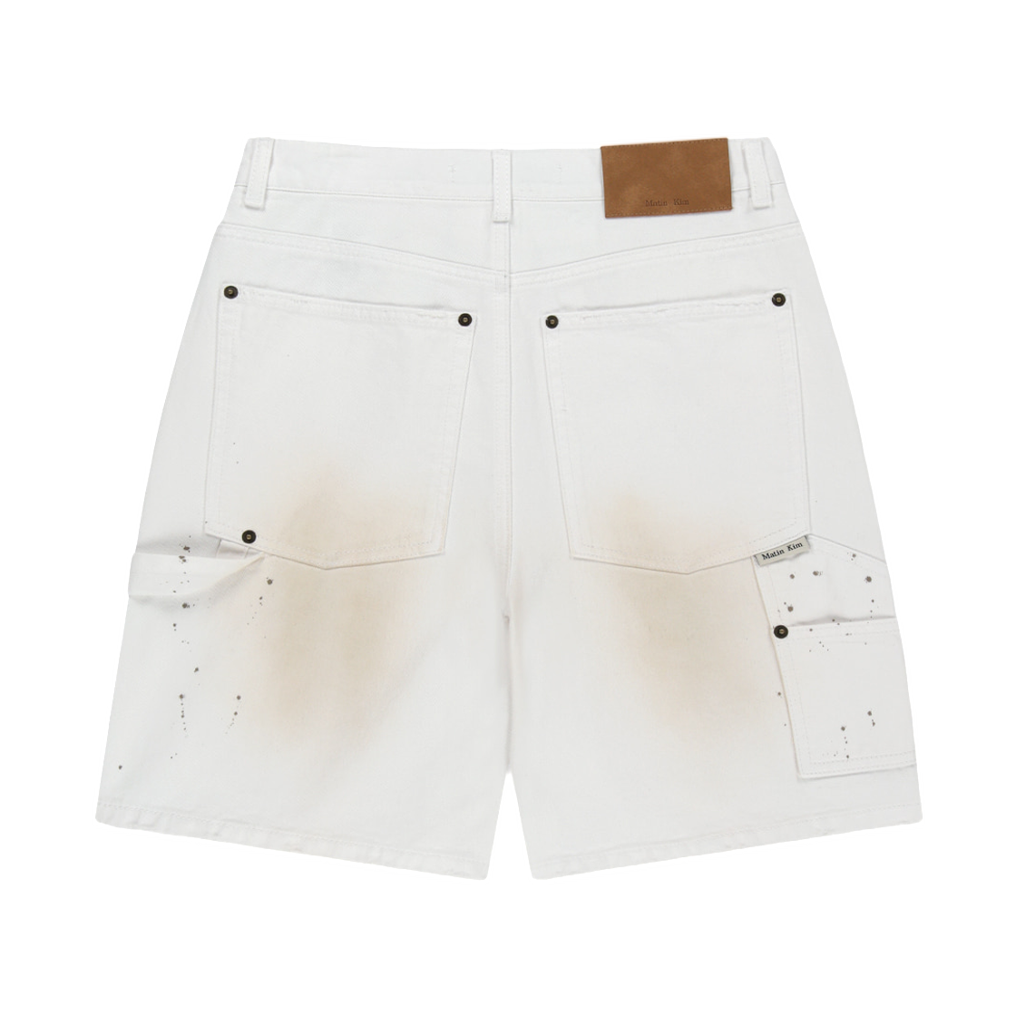 (W) 마뗑킴 카펜터 버뮤다 데님 팬츠 화이트((W) Matin Kim Carpenter Bermuda Denim Pants In White) - 2