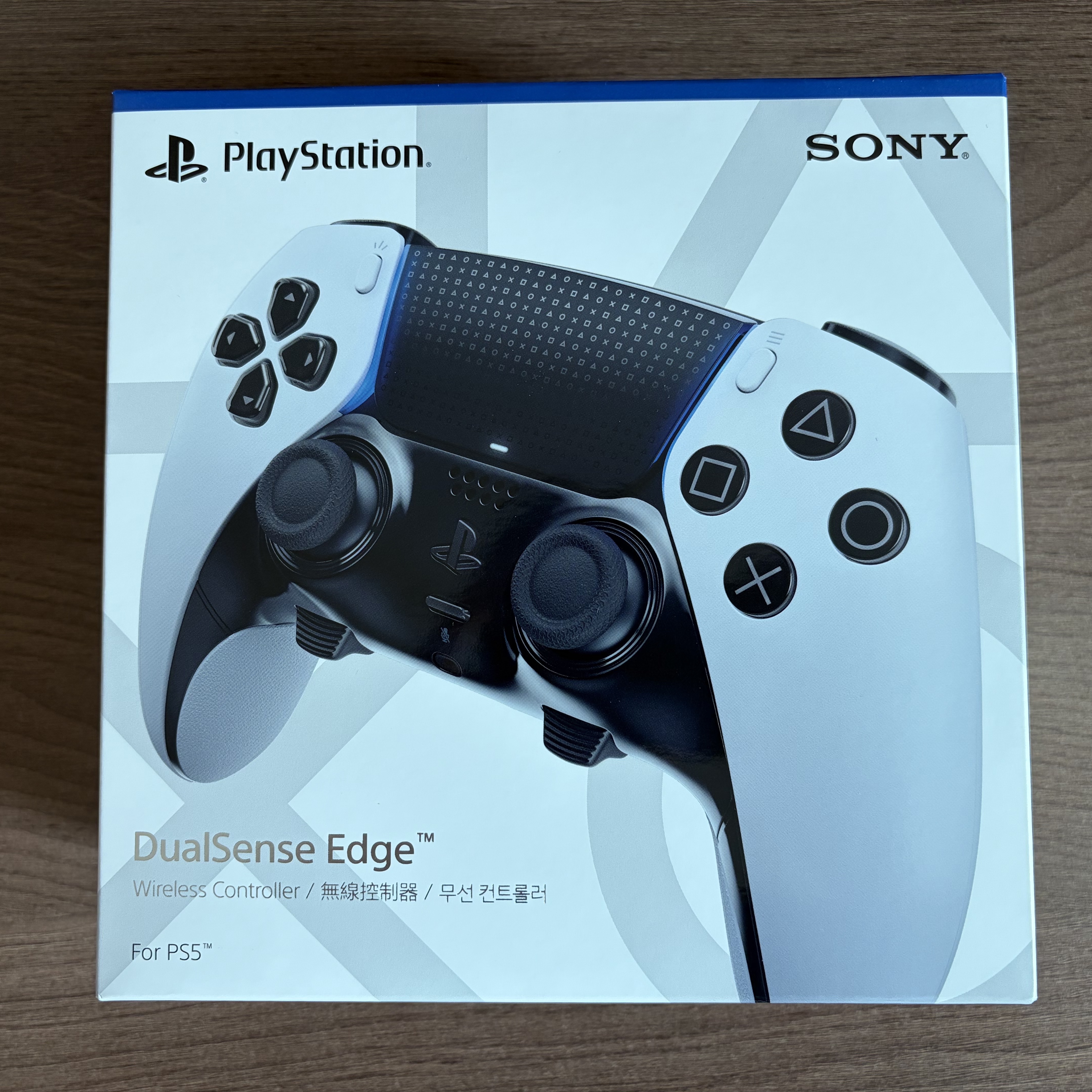 PlayStation 5 DualSense Edge Wireless Controller 착용 스타일