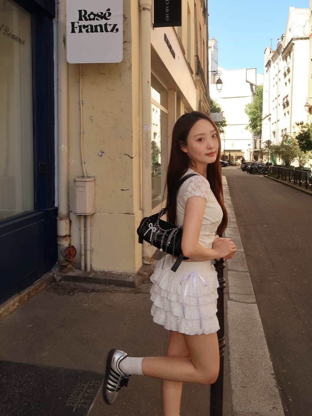 Rosefrantz Rose Lace Slim T-shirt [Ivory], Rosefrantz CanCan Ribbon Mini Skirt [White] 착용 스타일 - 5