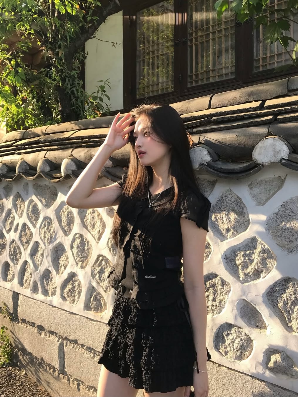 Rosefrantz See-through Pleat Short Sleeved Blouse [Black], Rosefrantz CanCan Ribbon Mini Skirt [Black] 착용 스타일 - 2