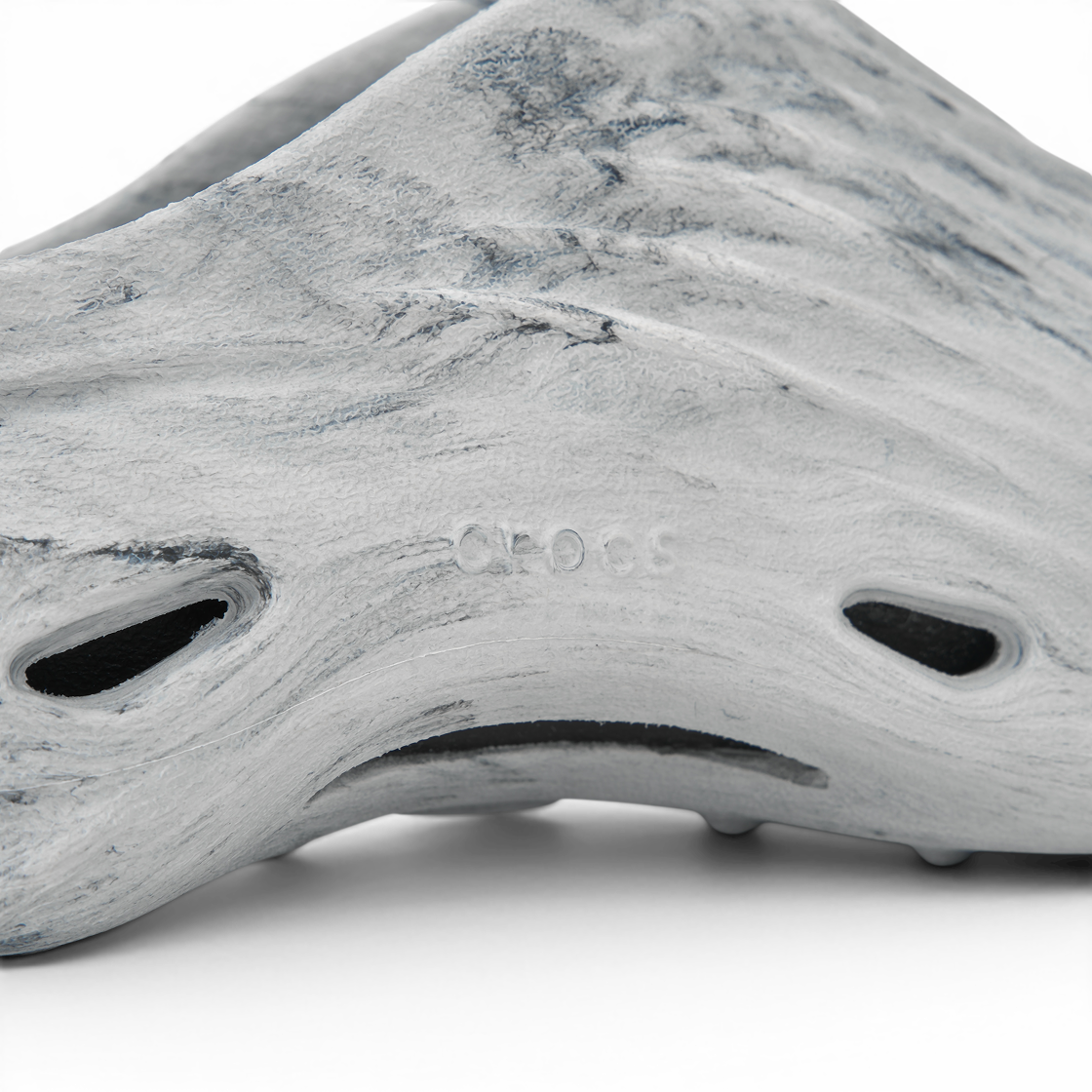 크록스 에코 워터컬러 마블드 웨이브 클로그 블랙 화이트(Crocs Echo Watercolor Marbled Wave Clog Black White) - 8