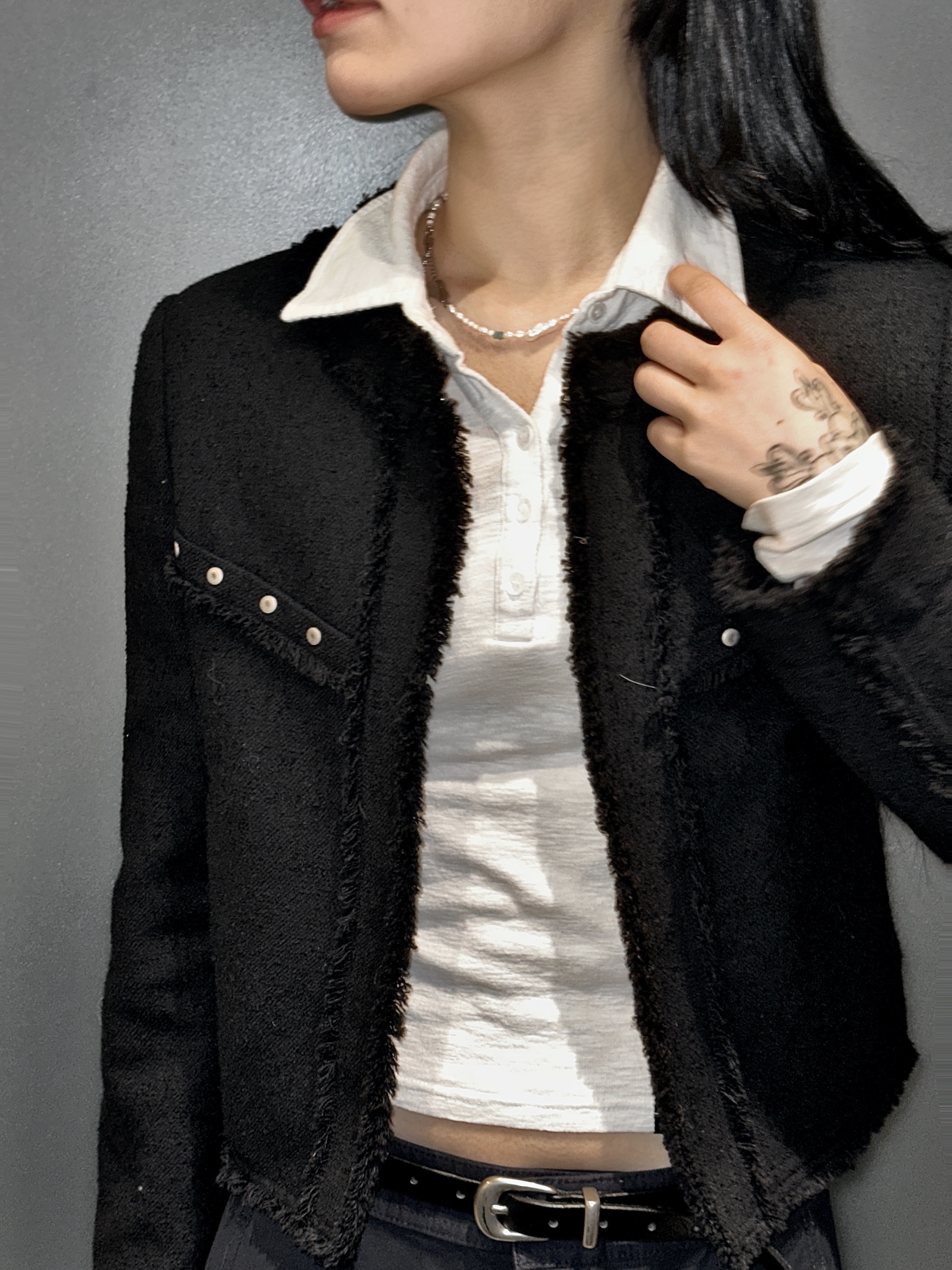 Riomeu Sea Water Pearl Unbalance Necklace 착용 스타일 - 3
