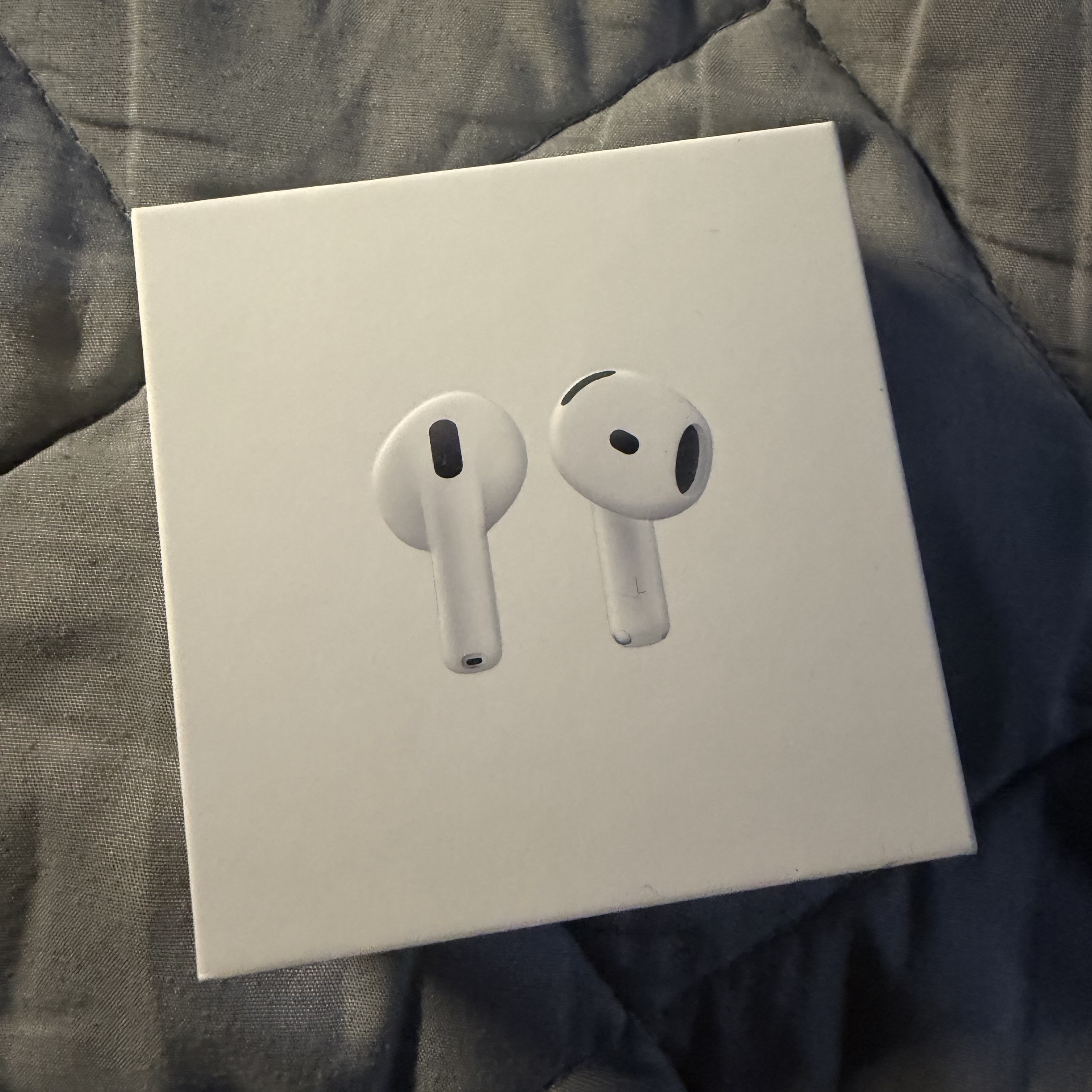 Apple Airpods 4th Gen (Korean Ver.) 착용 스타일