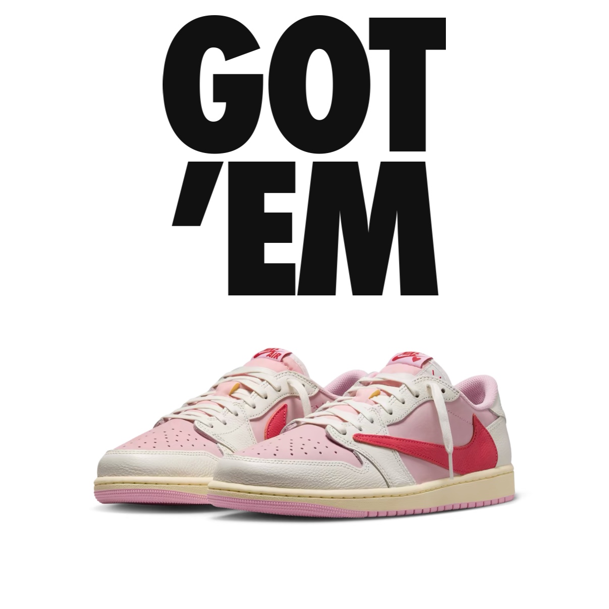 Jordan 1 x Travis Scott Retro Low OG SP Sail Tropical Pink 착용 스타일