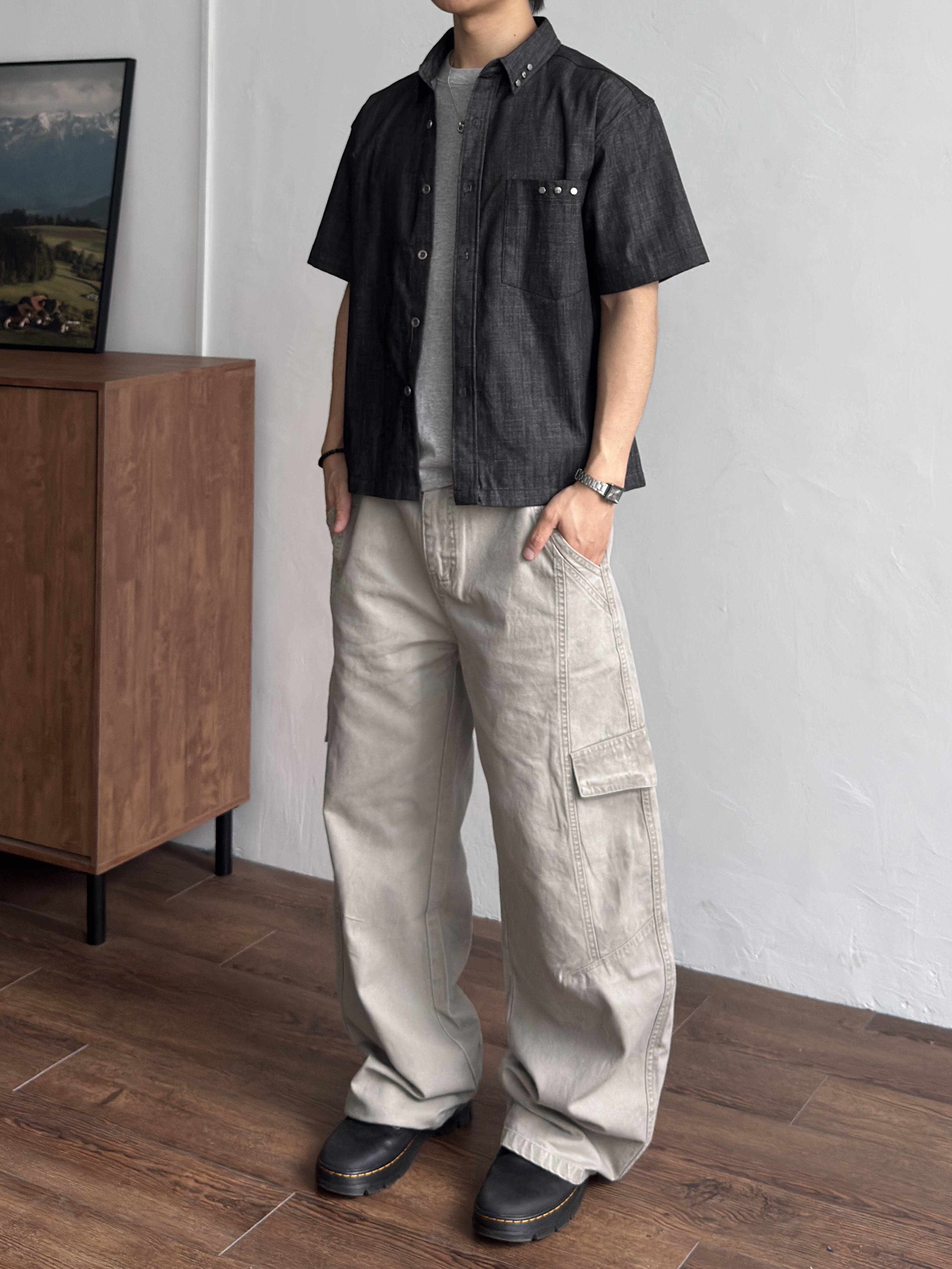 Casio LTP-V007D-7B, Dr. Martens Reeder Wyoming Leather Utility Shoes Black 착용 스타일 - 2