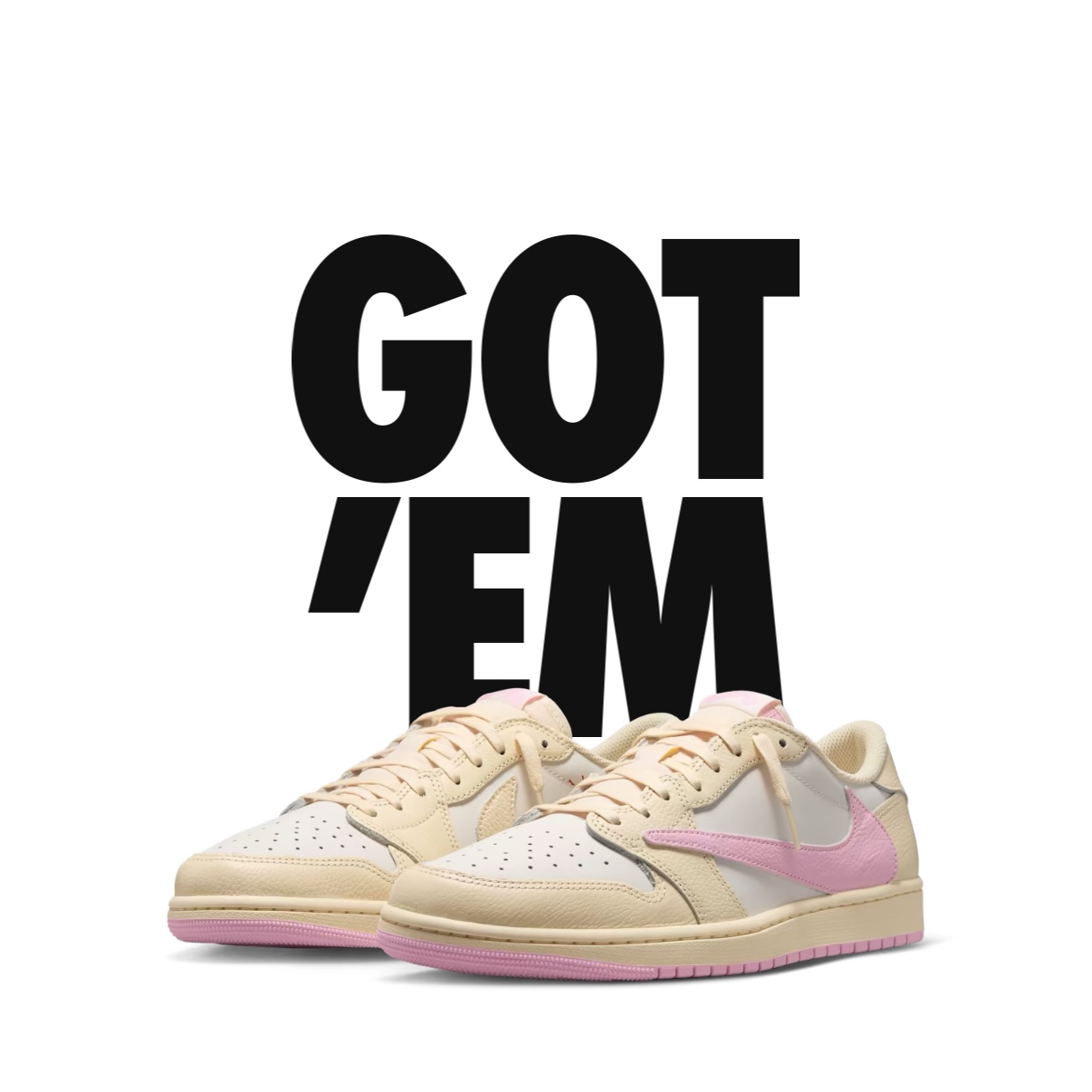 Jordan 1 x Travis Scott Retro Low OG SP Muslin Shy Pink 착용 스타일