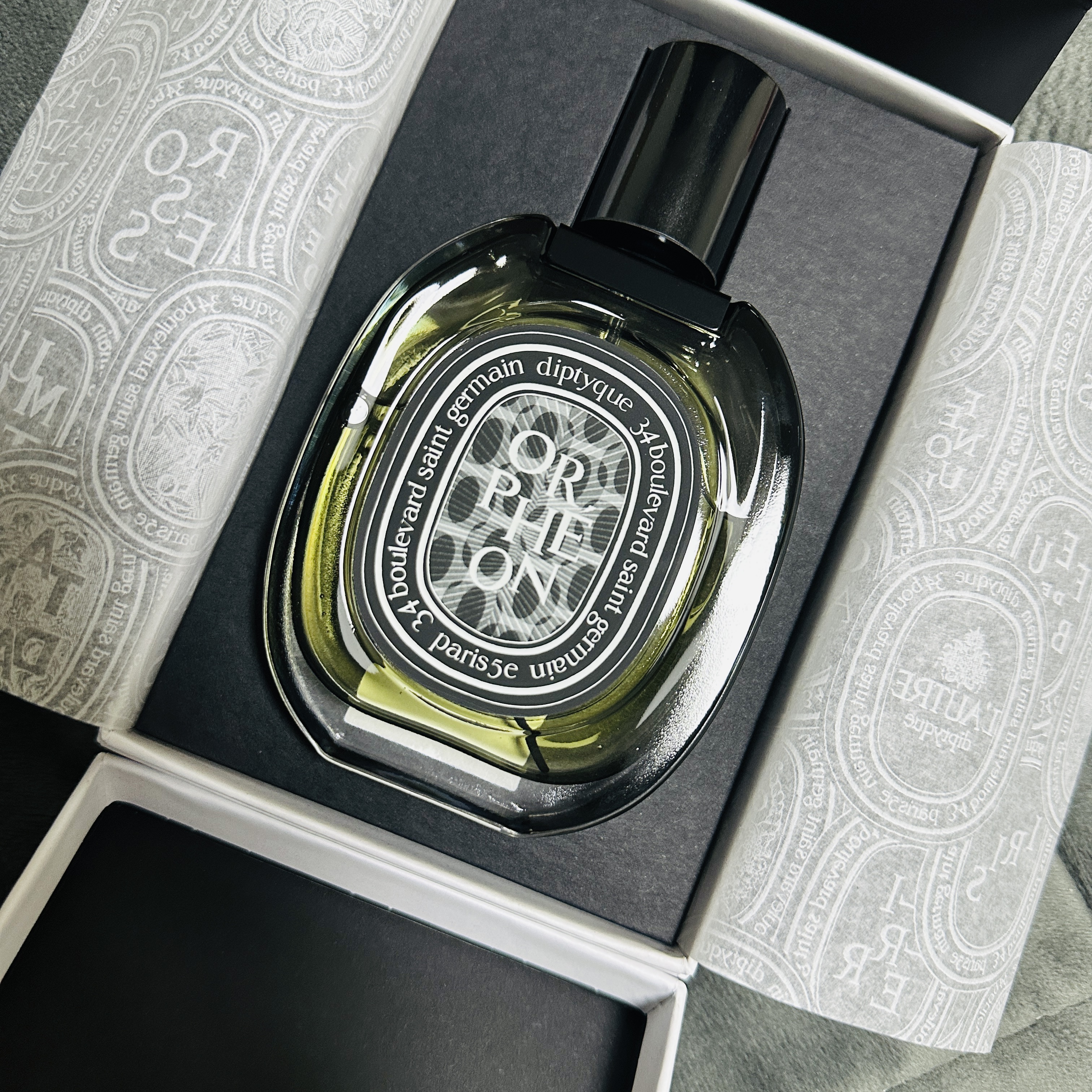 Diptyque Orpheon Eau De Parfum 75ml 착용 스타일 - 1