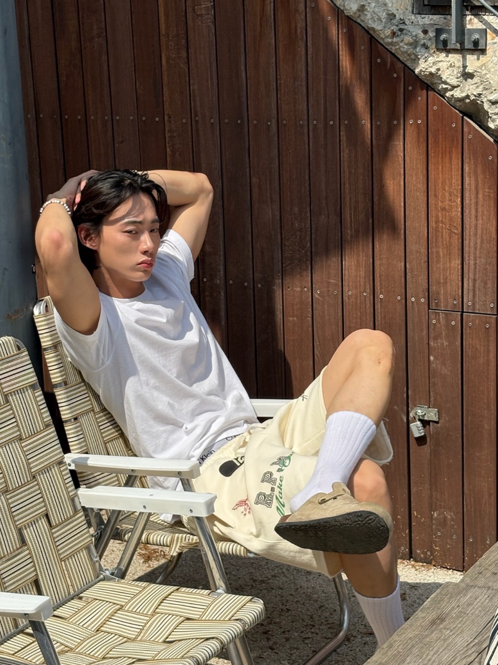 AMOU 3Spot Tote Bag, [KREAM 단독] AMOU Cali Shorts Cream 착용 스타일 - 3