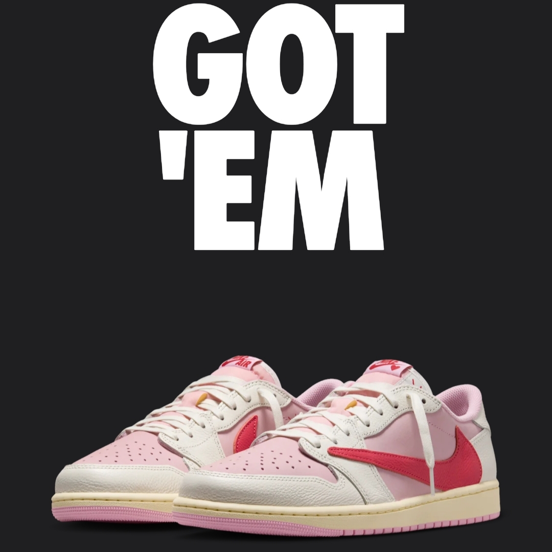 Jordan 1 x Travis Scott Retro Low OG SP Sail Tropical Pink 착용 스타일