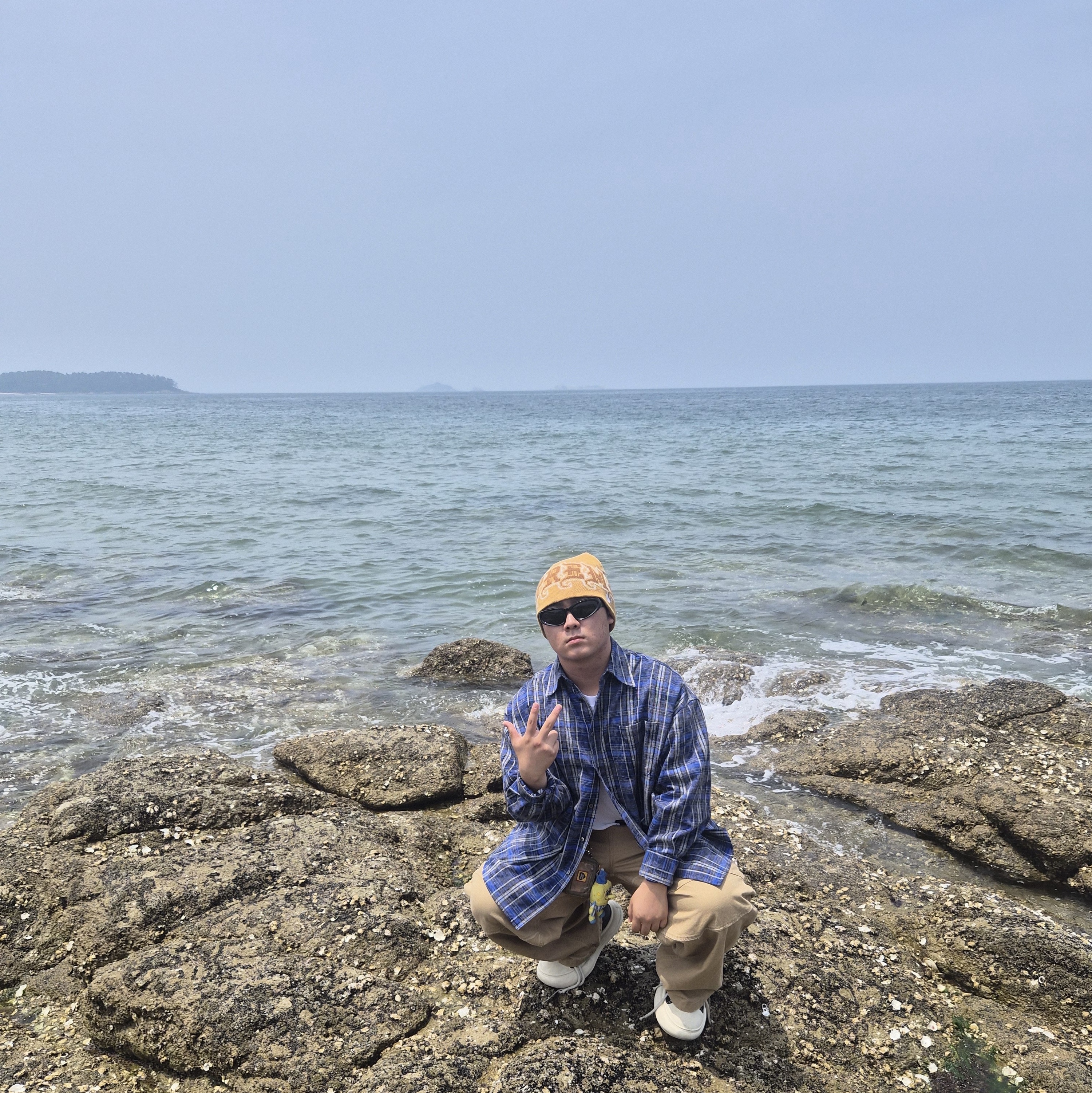 MJD Canvas 3D Knee Pants Beige, MJD Dirty Flannel Check Shirt Blue 착용 스타일 - 3