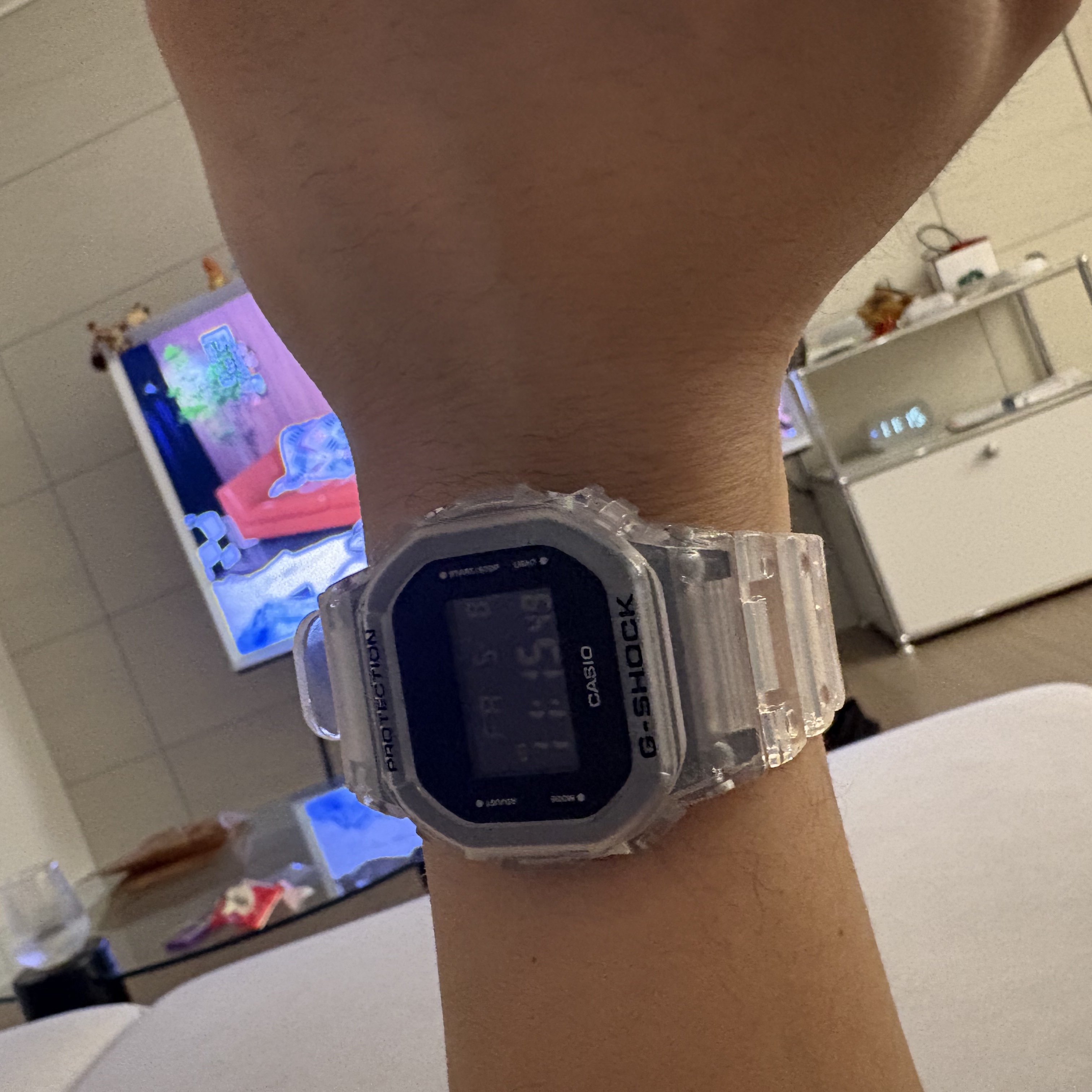 Casio G-Shock DW-5600USKE-7 착용 스타일