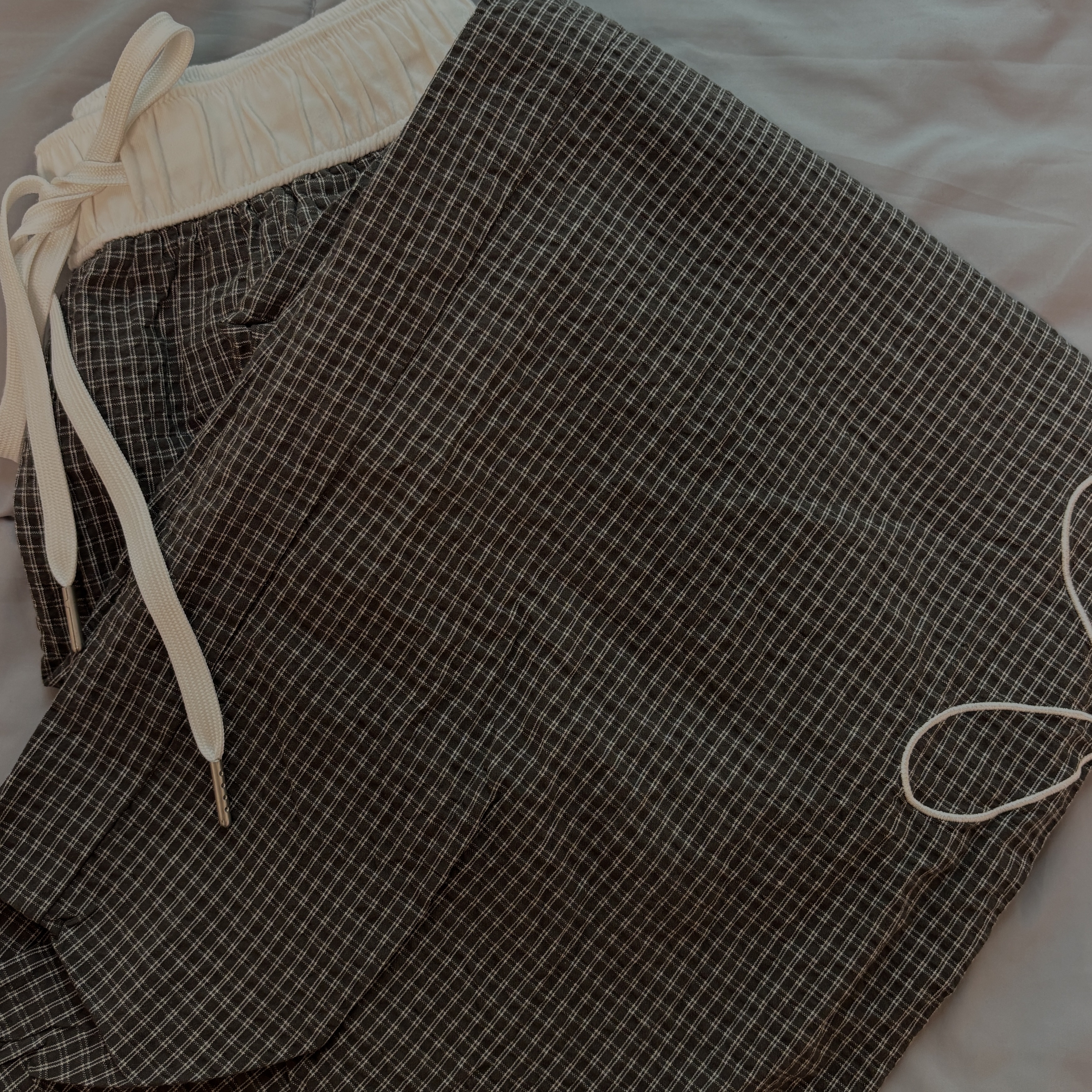 Riomeu Signature Wide Check Pants Charcoal 착용 스타일