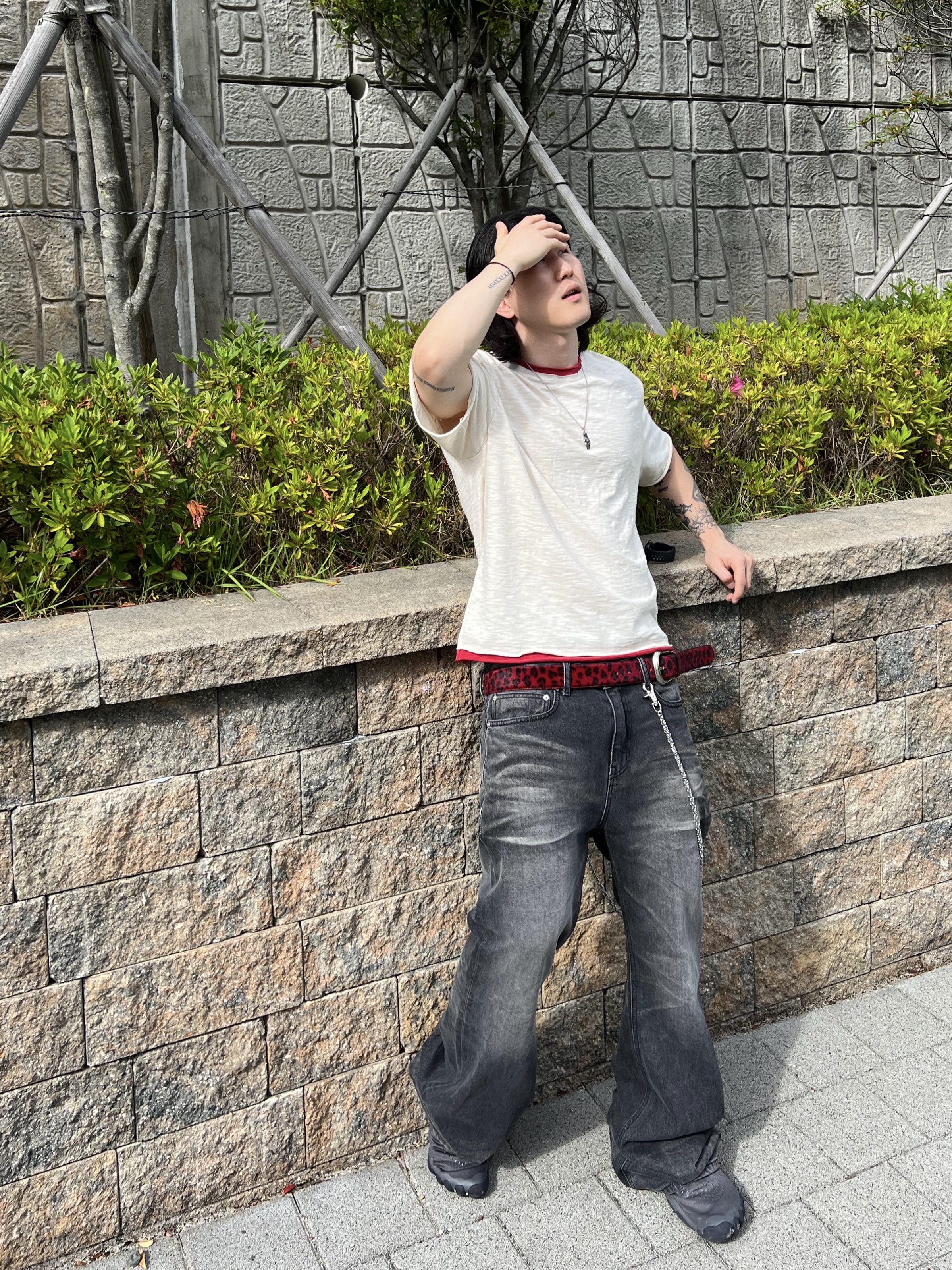 MJD Flared Denim Pants Black, Balenciaga Anatomic Runner Sneakers Grey 착용 스타일 - 5