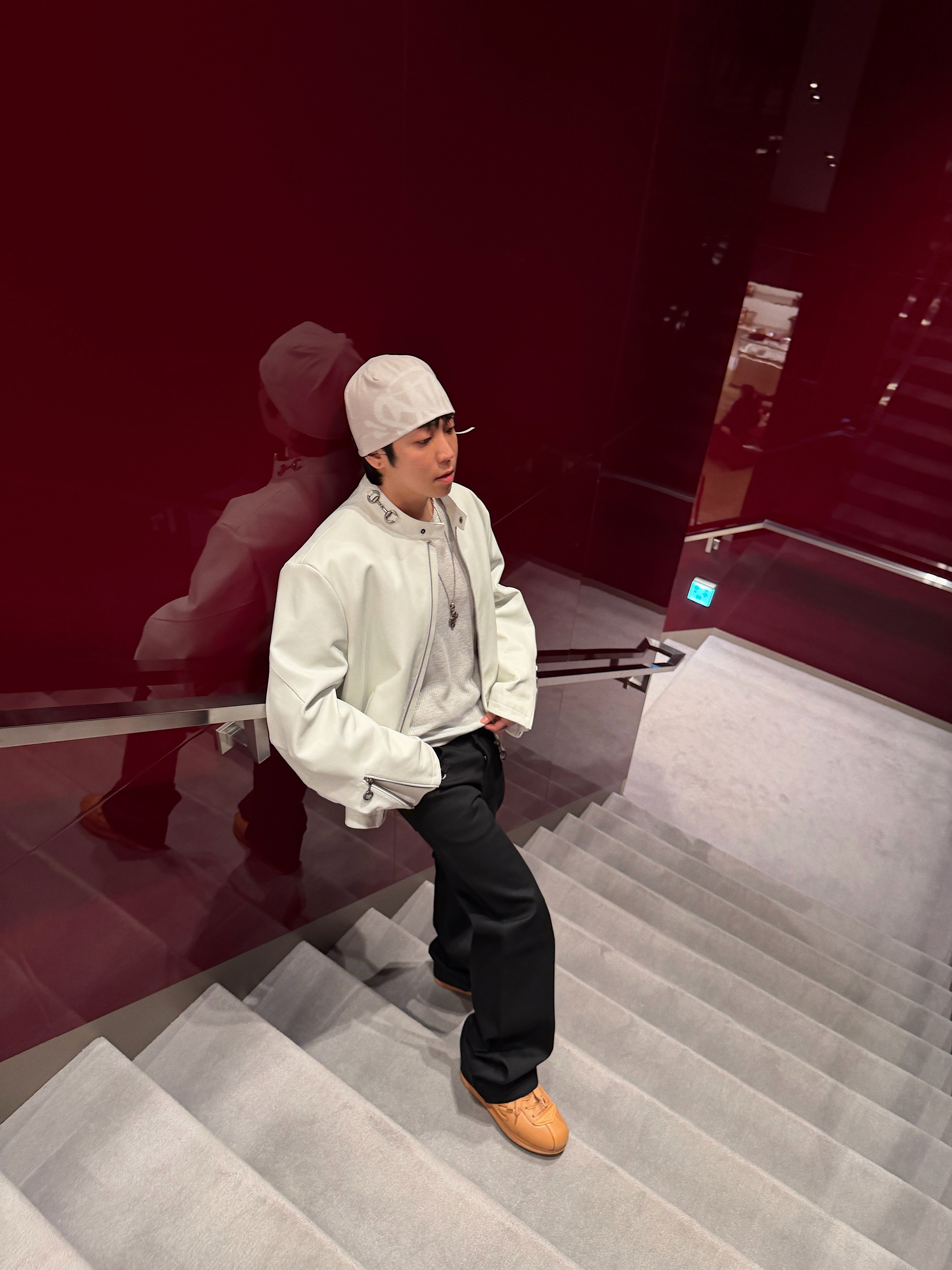 Post Archive Faction (Paf) x Central Cee Syna Beanie Light Gray, Louis Vuitton LV Buttersoft Sneakers Beige 착용 스타일 - 2