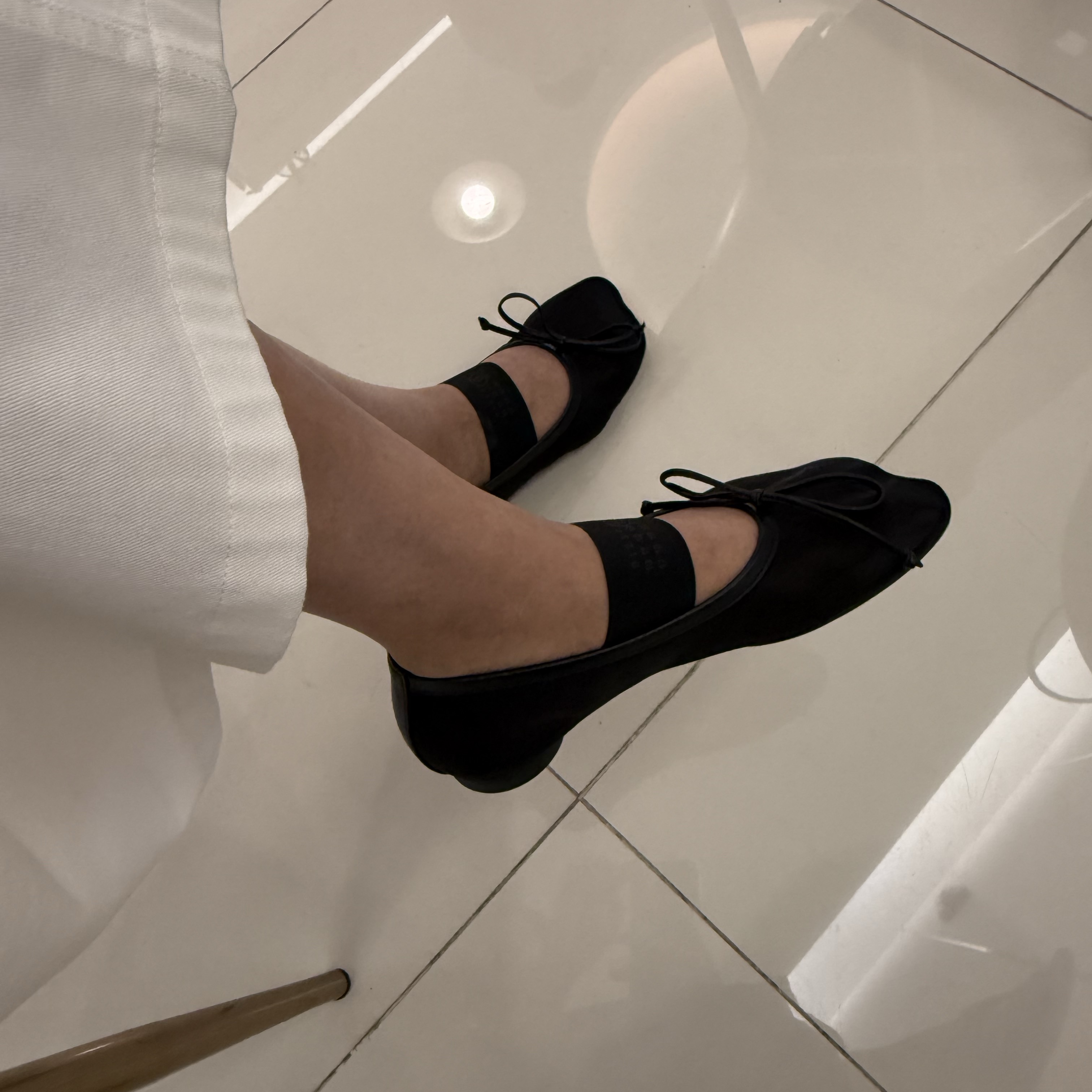 (W) MM6 Maison Margiela Anatomic Numeric Ballerinas Black, (W) Maison Margiela Tabi New Ballerina Black 착용 스타일