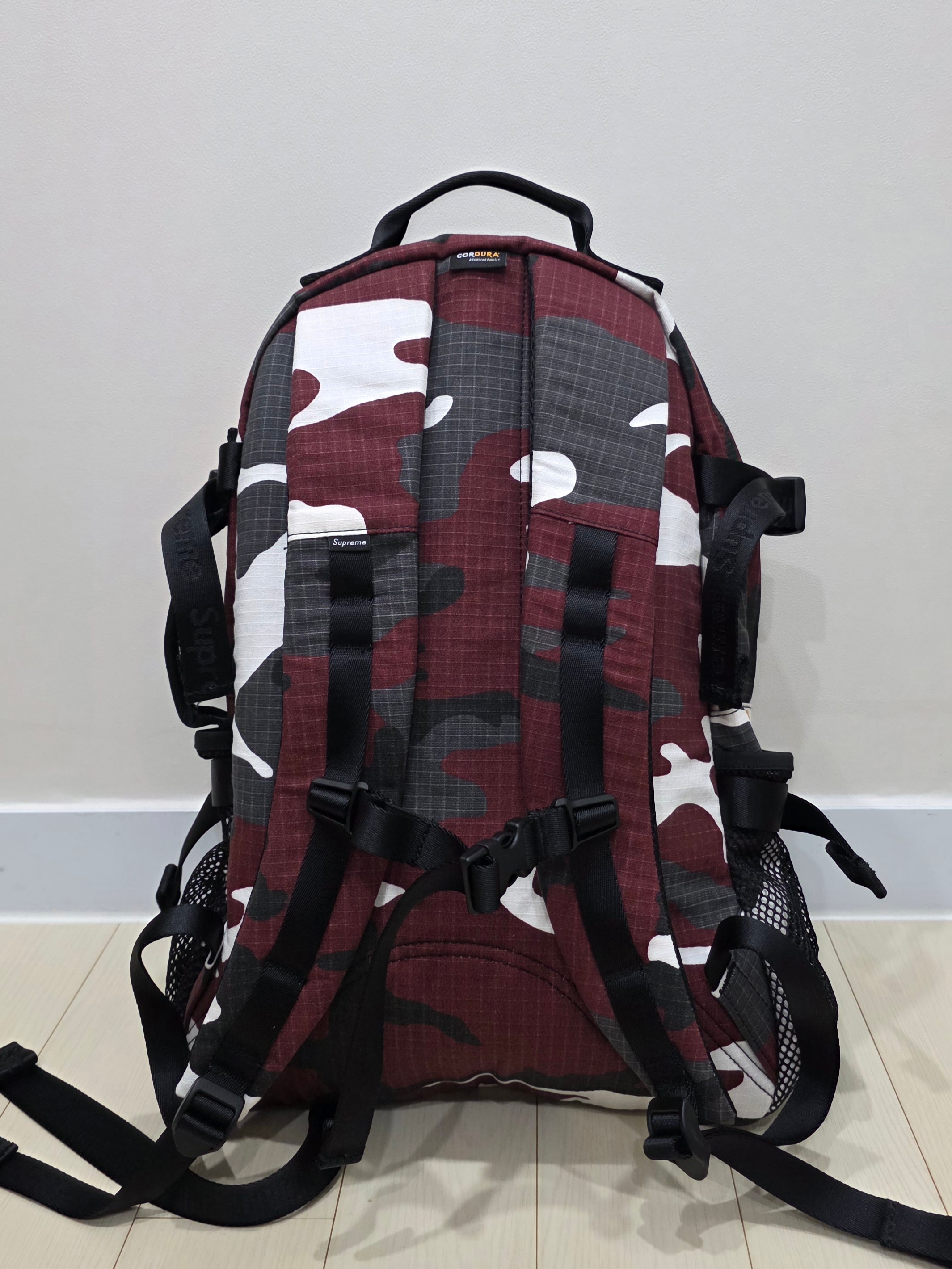 Supreme Backpack Red Camo - 26SS 착용 스타일 - 2