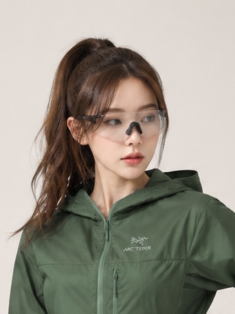 RUNNIX Adapt Vision Black, Arc'teryx Squamish Hoody Forage 착용 스타일 - 1