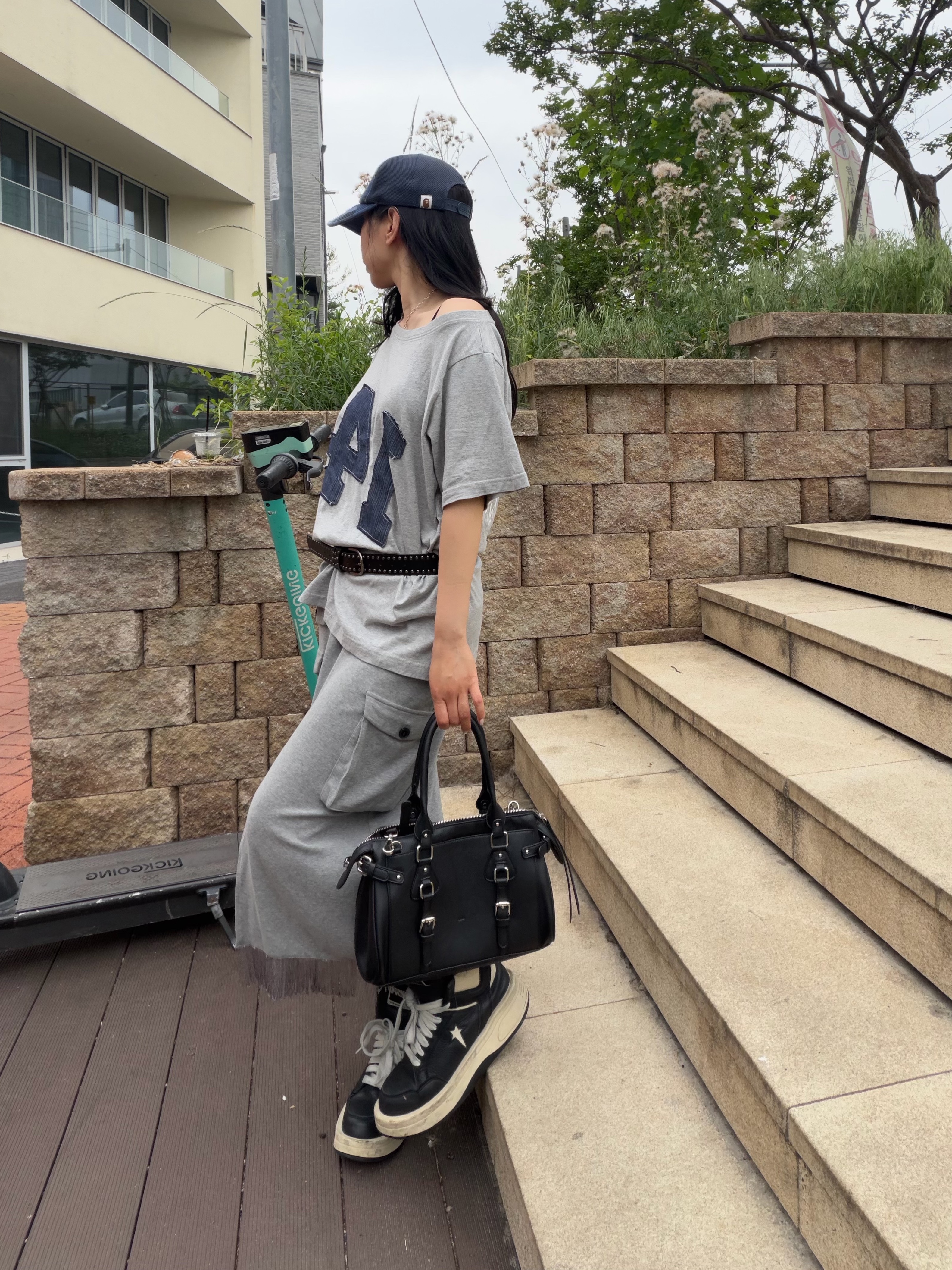 BAPE x JJJJound Color Camo College Mesh Cap Navy, rhos Biker Bag Black 착용 스타일 - 1