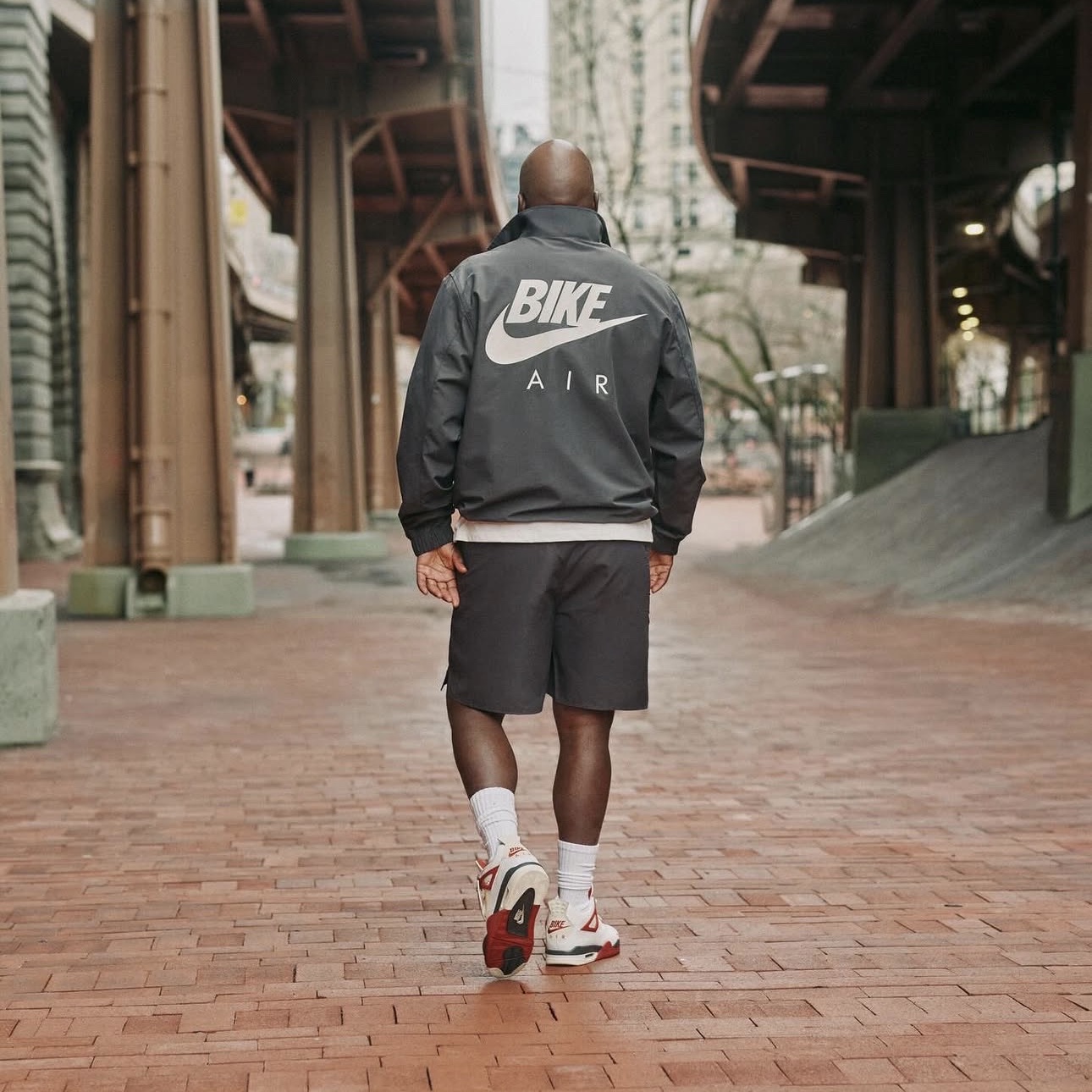 Jordan x Nigel Sylvester Bike Shorts Anthracite (IQ8152-060) 착용 스타일