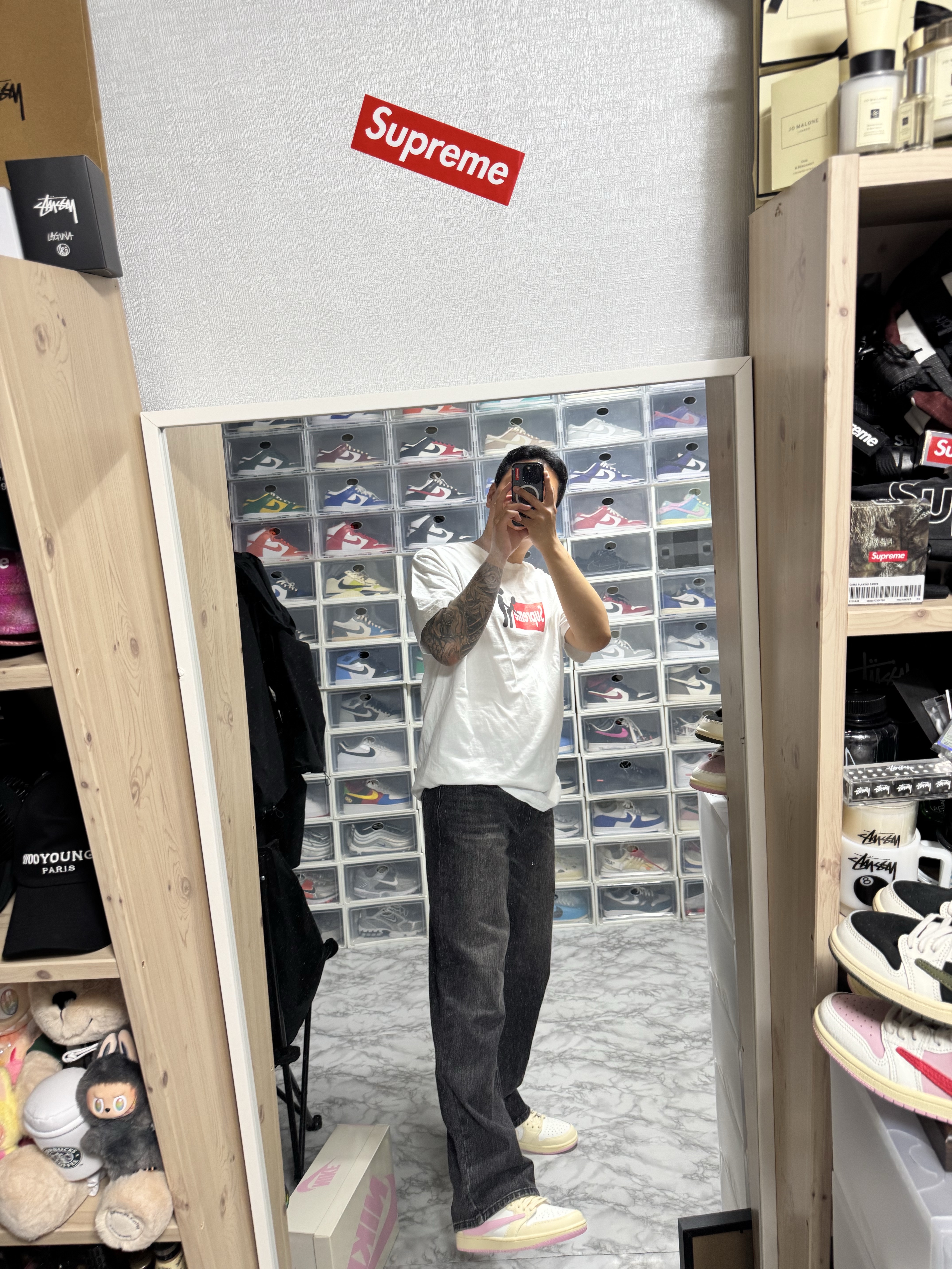 Jordan 1 x Travis Scott Retro Low OG SP Sail Tropical Pink, Jordan 1 x Travis Scott Retro Low OG SP Muslin Shy Pink 착용 스타일 - 5