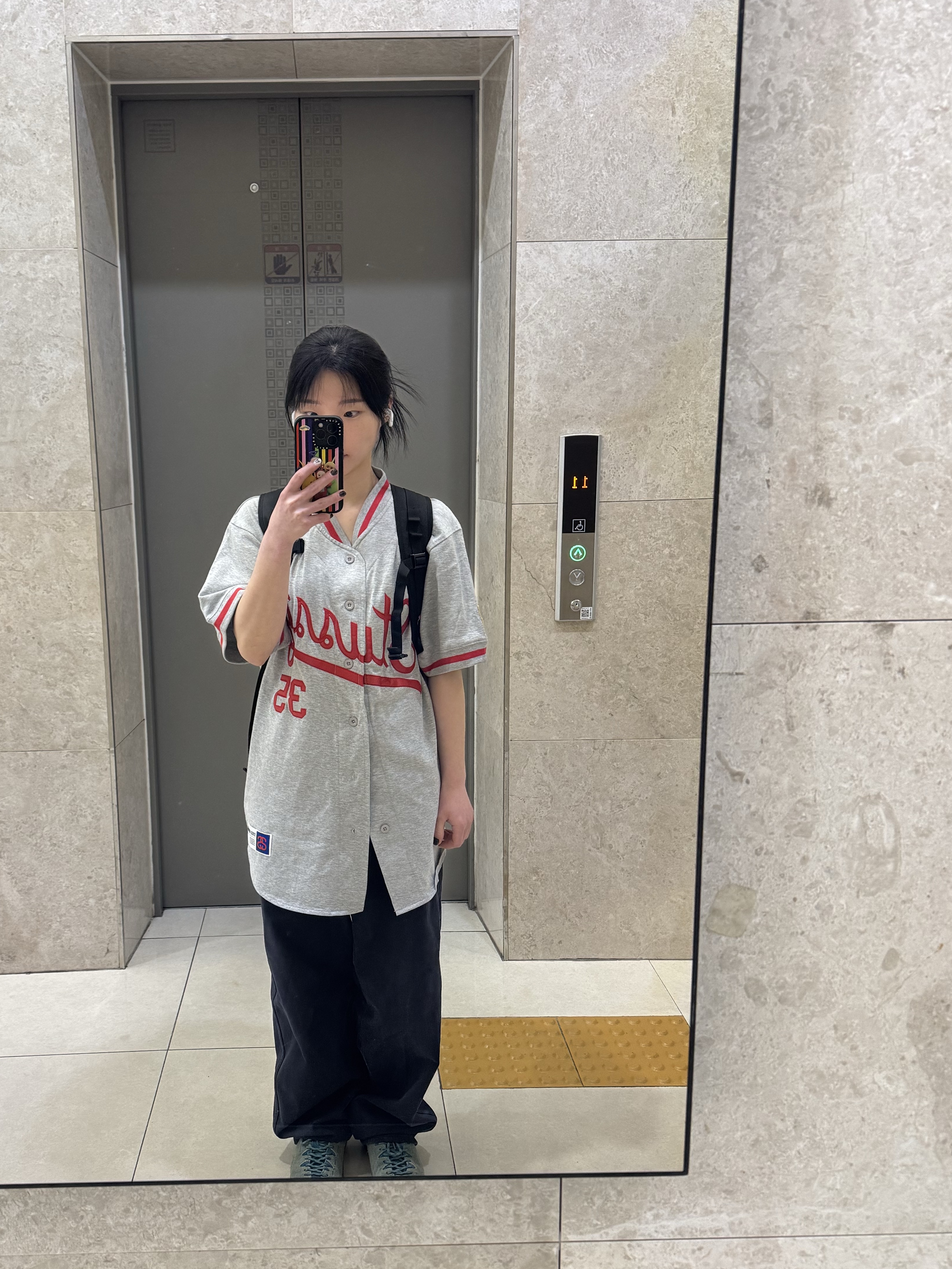 (W) Keen Jasper Sneakers Dark Forest, Casetify x Teletubbies iPhone Pride Month Magsafe Impact Case 착용 스타일 - 1