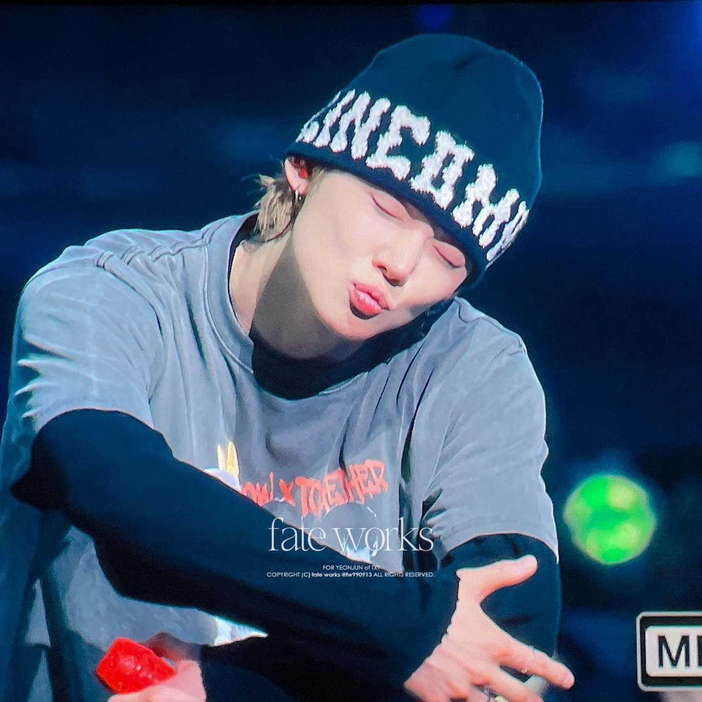 Allincomplete Pompom Logo Jacquard Beanie Black 착용 스타일 - 3