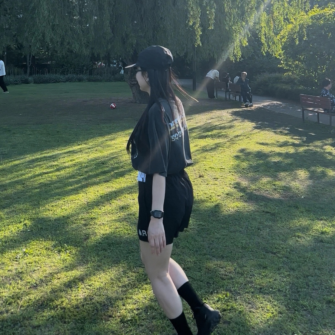 Satisfy MothTech T-Shirt Aged Black, Satisfy Space-O Belt Black 착용 스타일 - 1