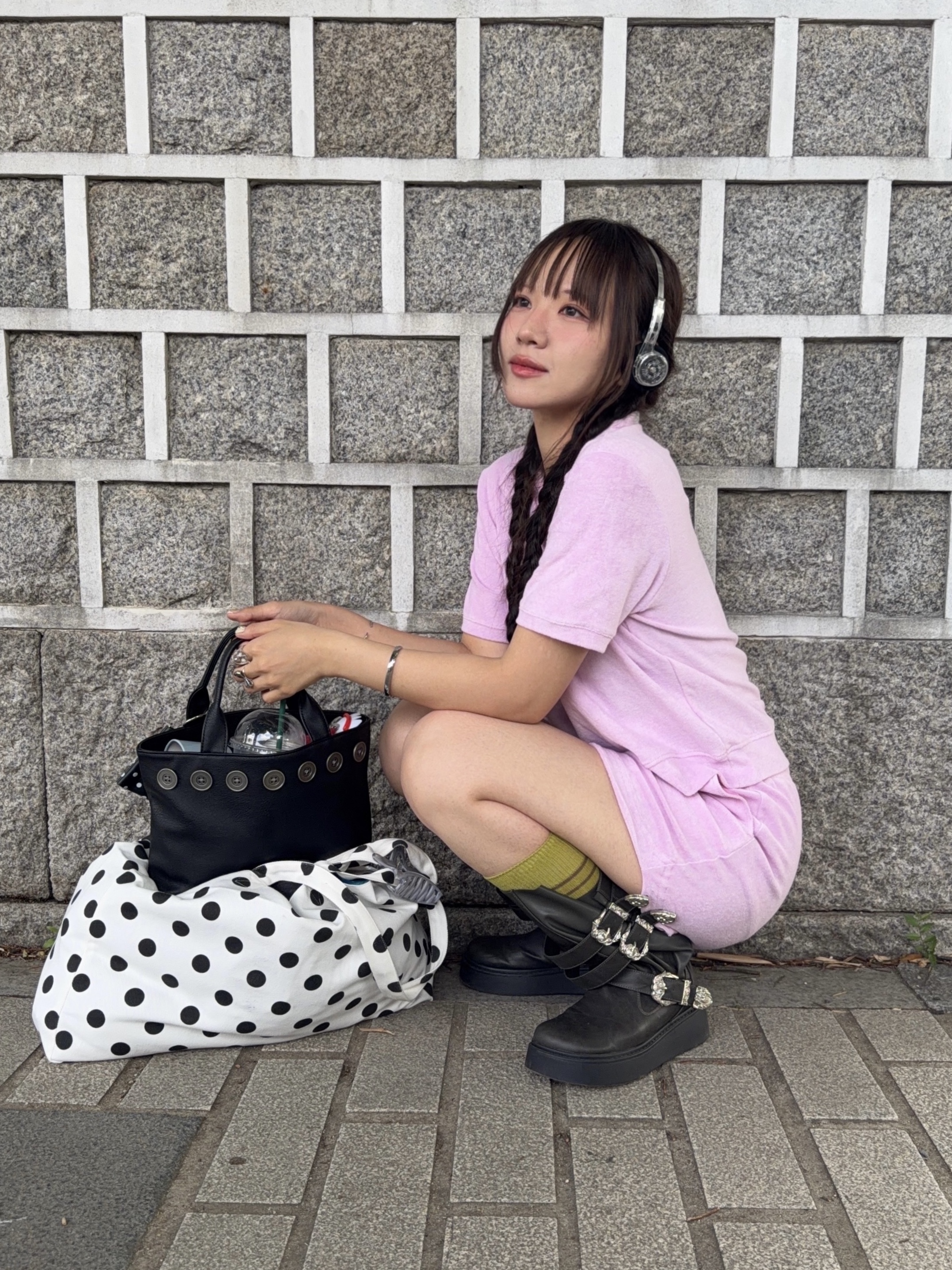 Fillintheblank Sunday Tote Bag Button Wide Black 착용 스타일 - 2