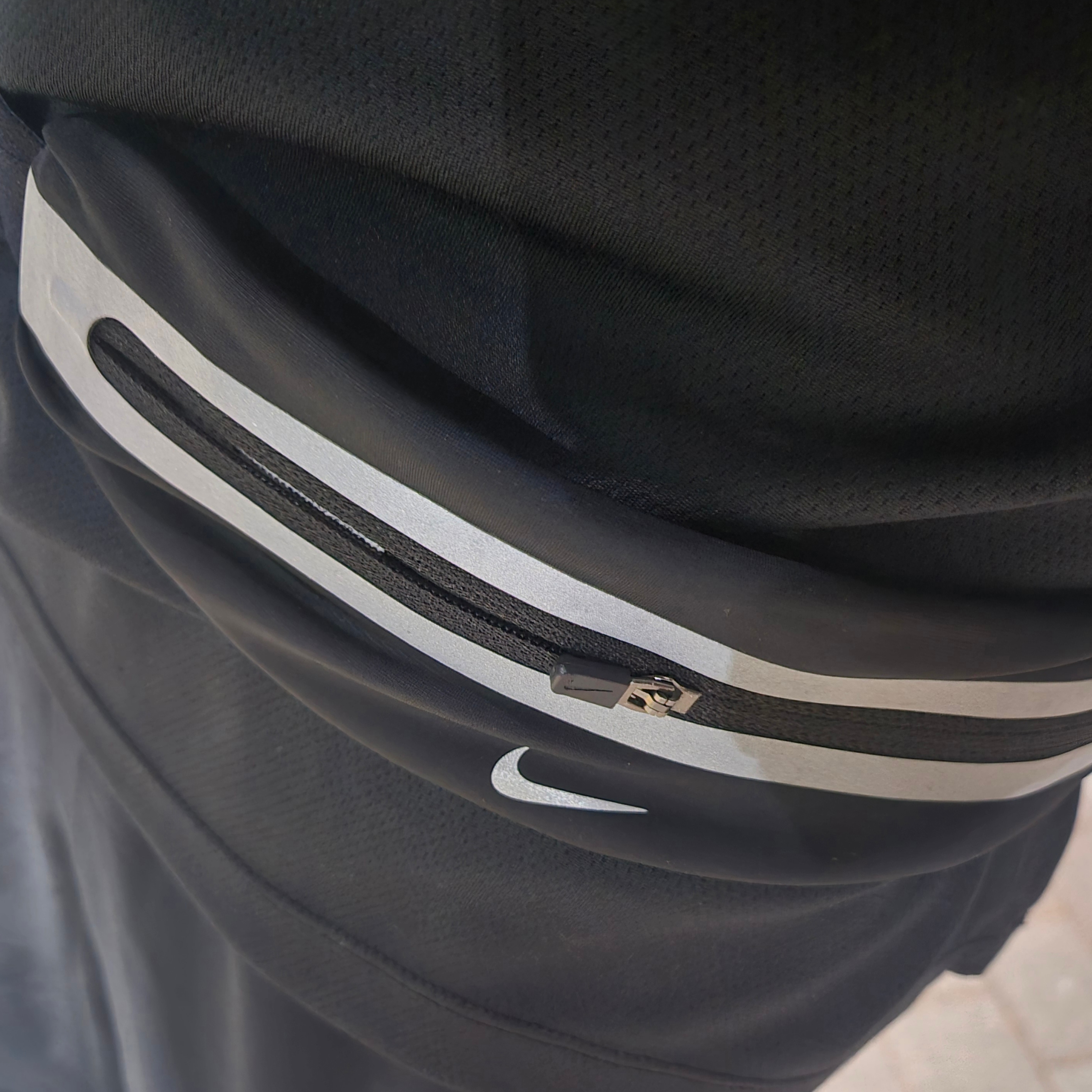 Nike Slim Running Penny Pack Black 착용 스타일