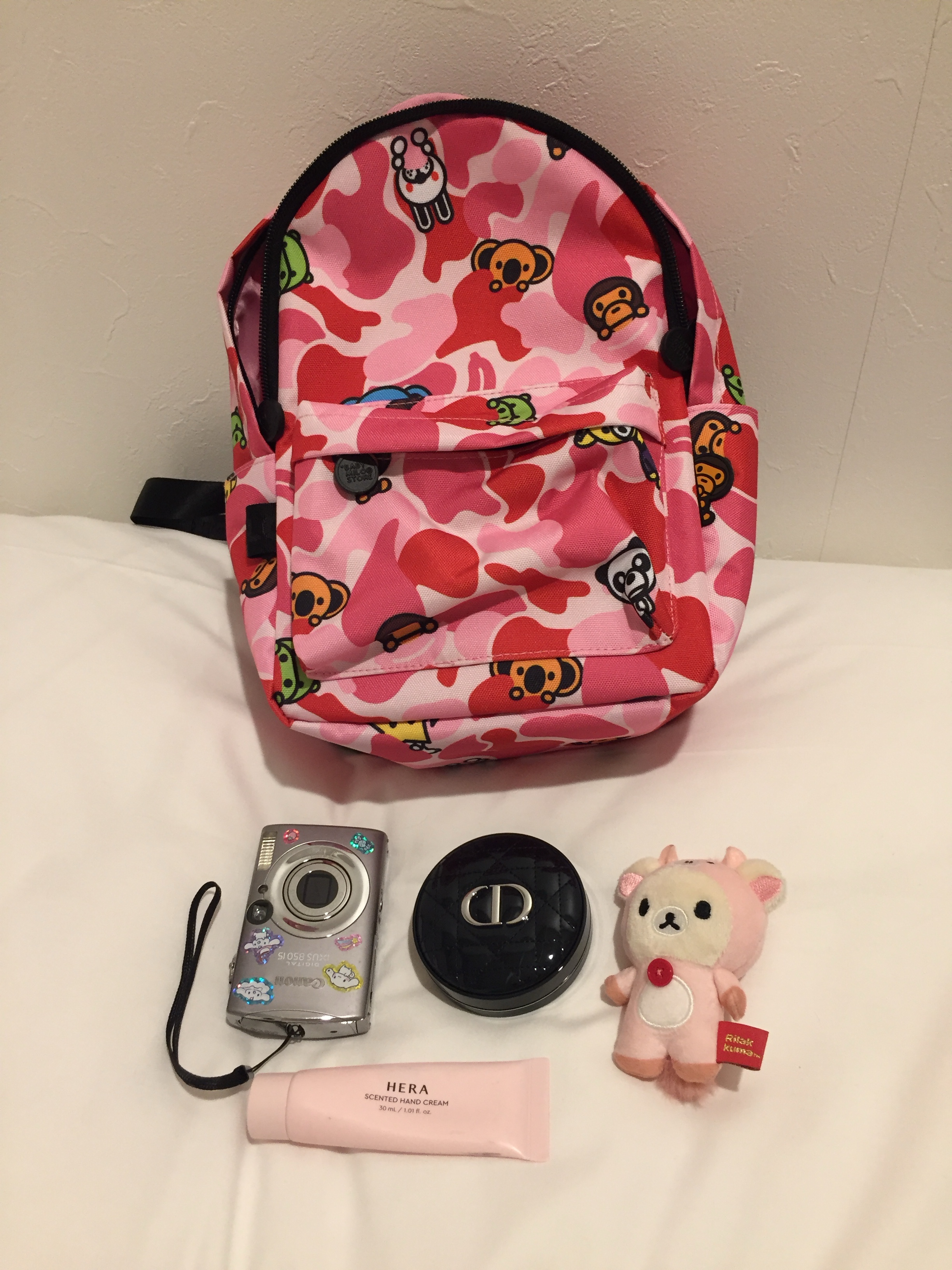 BAPE Baby Milo Small Backpack #3 Pink, BAPE ABC Camo Shark Pullover Hoodie Grey 착용 스타일 - 2