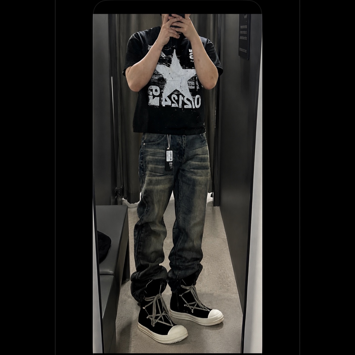 Rick Owens Drkshdw Porterville Hexa Sneakers in 13 oz. Overdyed Denim Black Pearl 착용 스타일