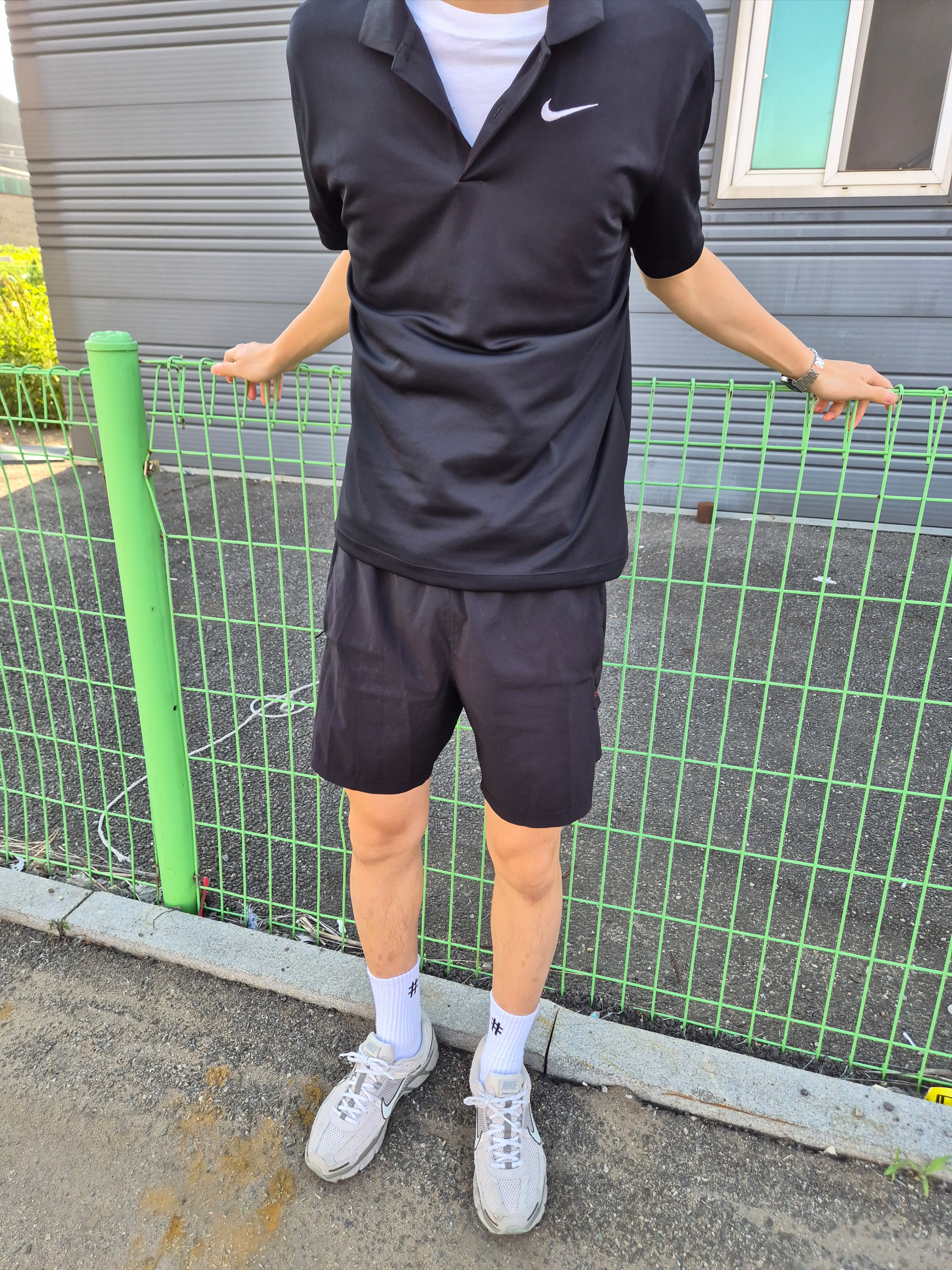 Nike Dri-Fit Victory Golf Polo Black - Asia, Nike Zoom Vomero 5 SE Light Orewood Brown 착용 스타일