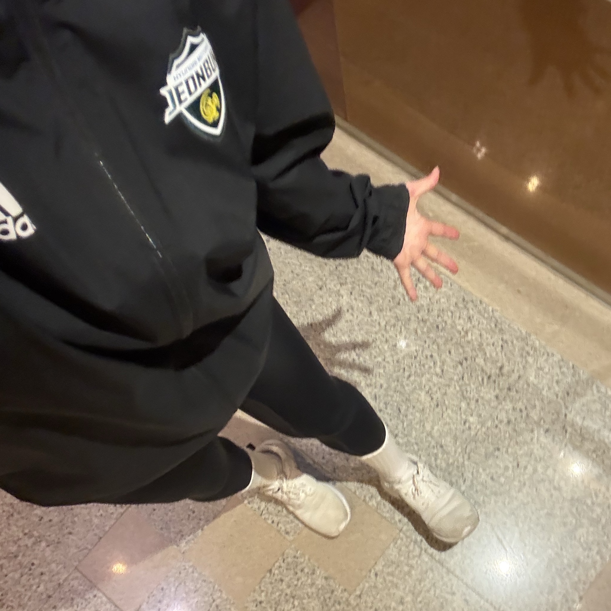 Adidas x Wales Bonner Statement Nylon Track Top Blue Tint - KR Sizing, (W) Xexymix V-Up 3D Plus Leggings Black 착용 스타일 - 2
