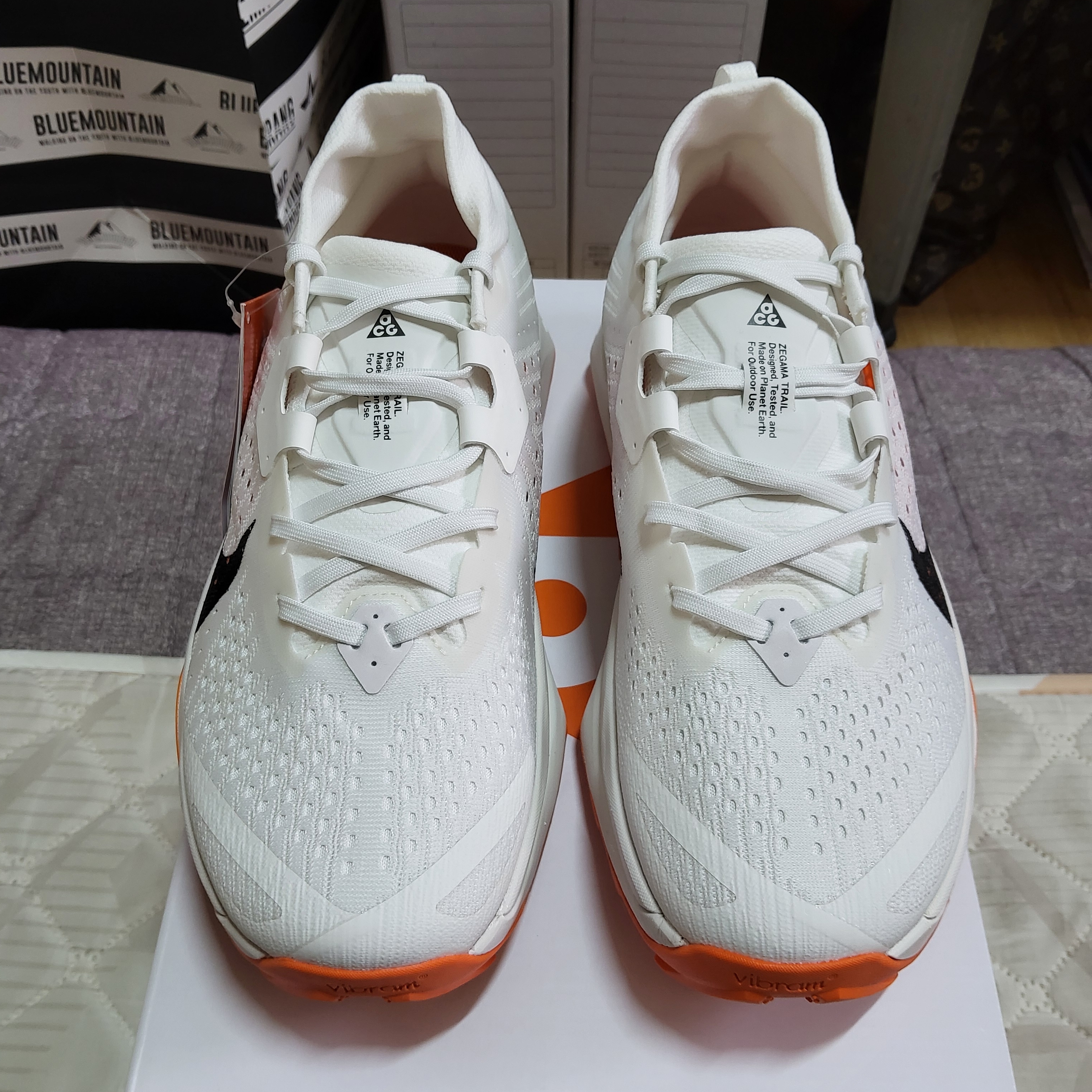 Nike ACG Zegama Summit White Phantom 착용 스타일 - 2