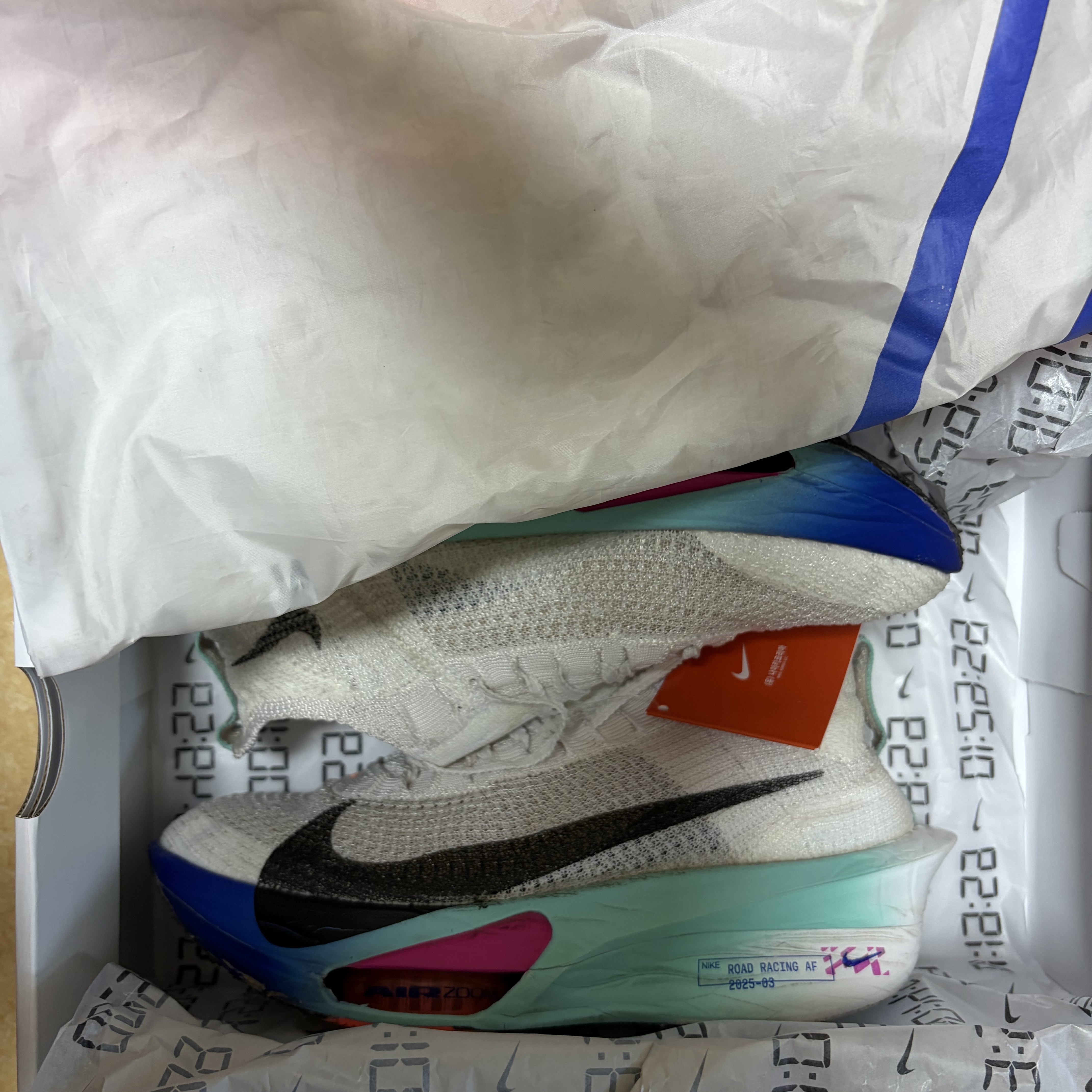 Nike Air Zoom Alphafly Next% 3 White Hyper Turquoise 착용 스타일