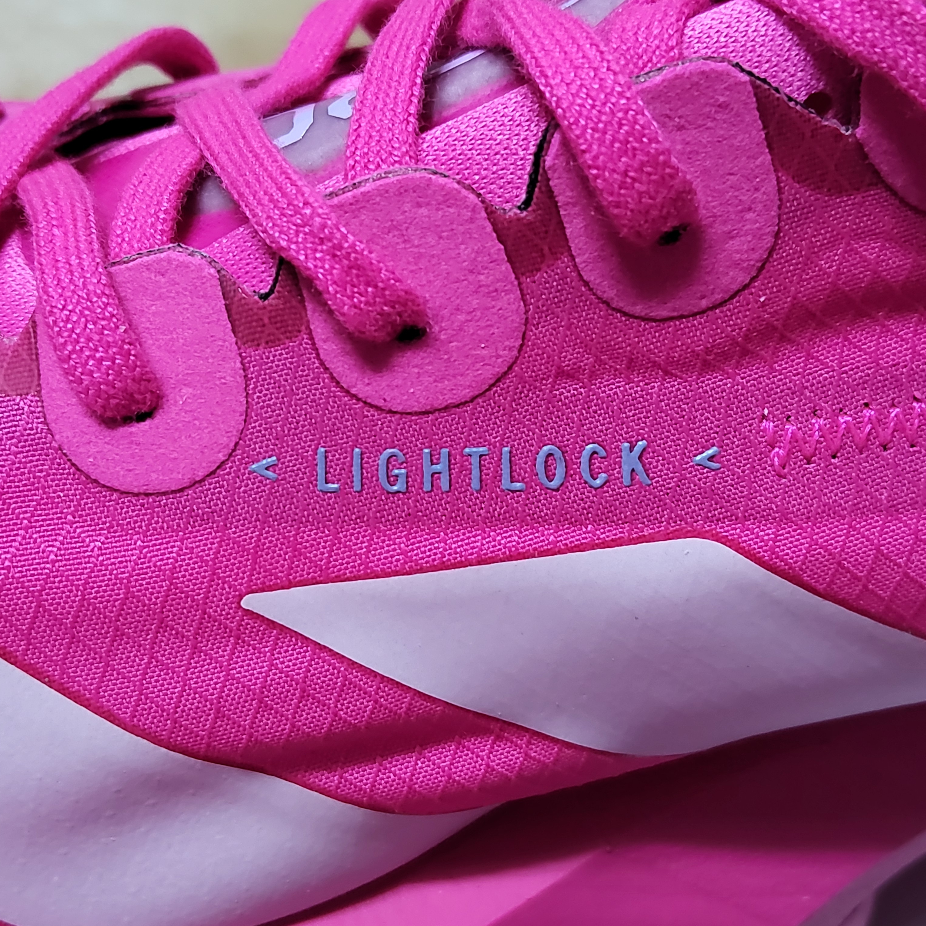Adidas Adizero Adios Pro 4 Shock Pink Zero Metalic 착용 스타일 - 5