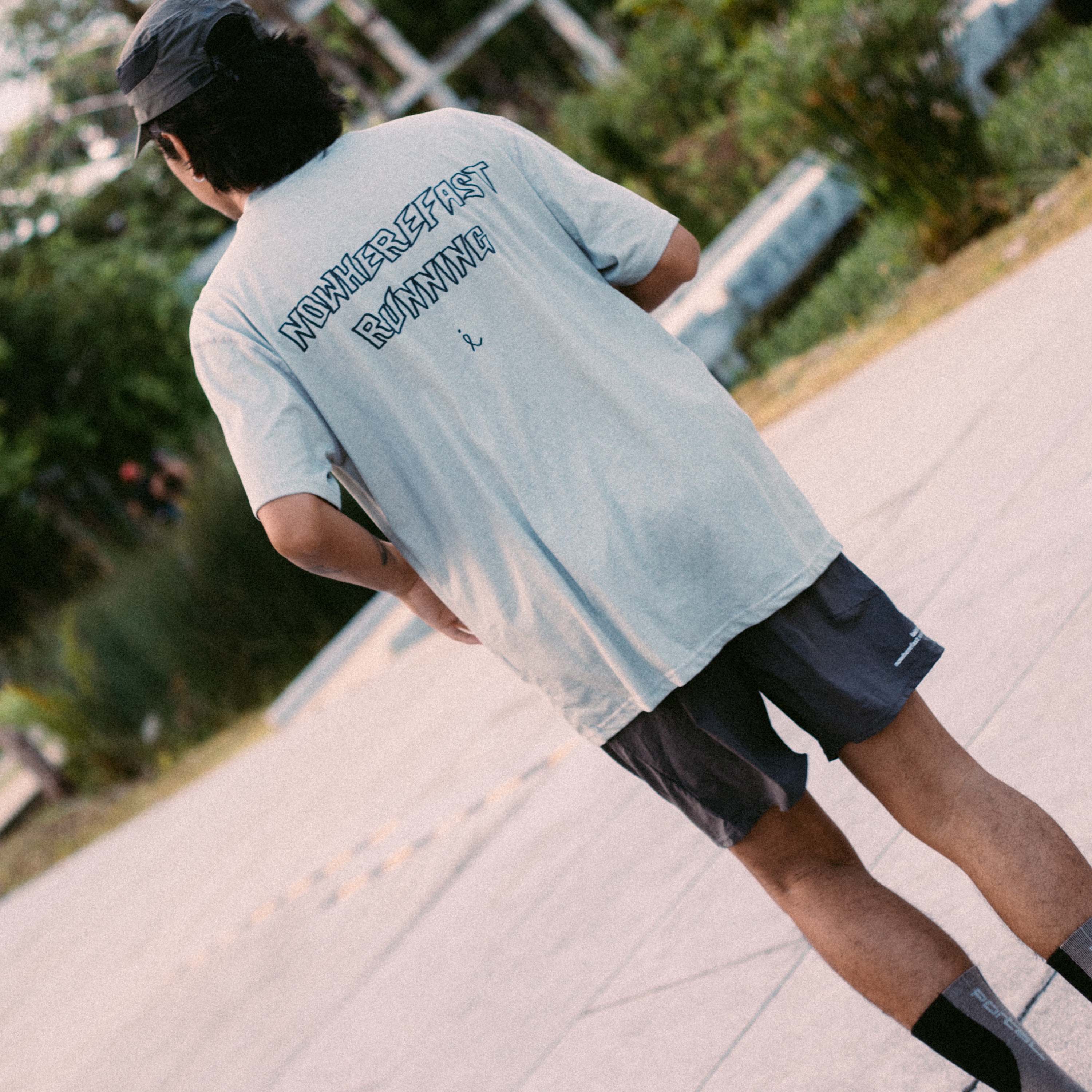 lainlame Whyrunfast Short T-Shirts Grey 착용 스타일 - 3