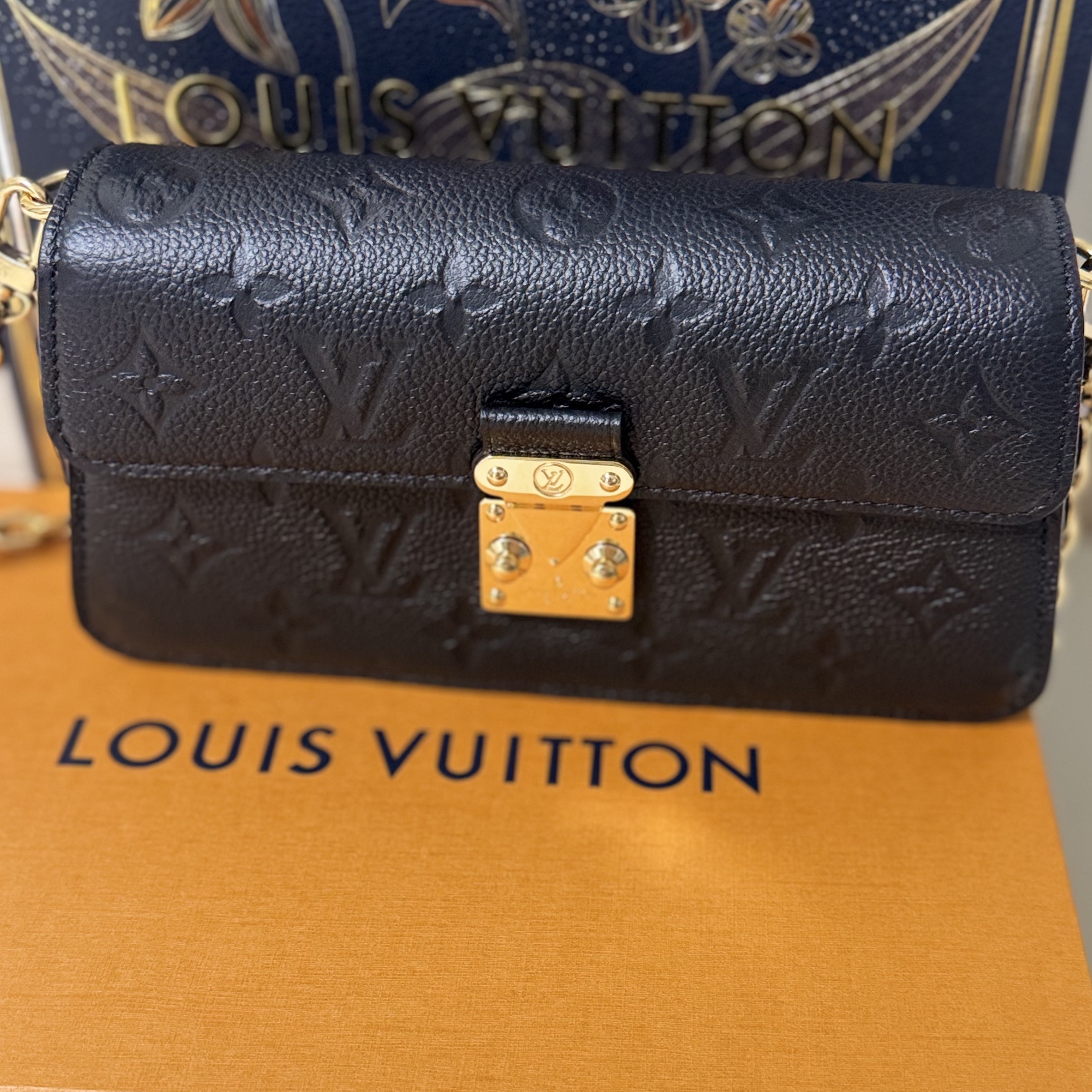 Louis Vuitton Wallet On Chain Metis Monogram Empreinte Black 착용 스타일 - 2