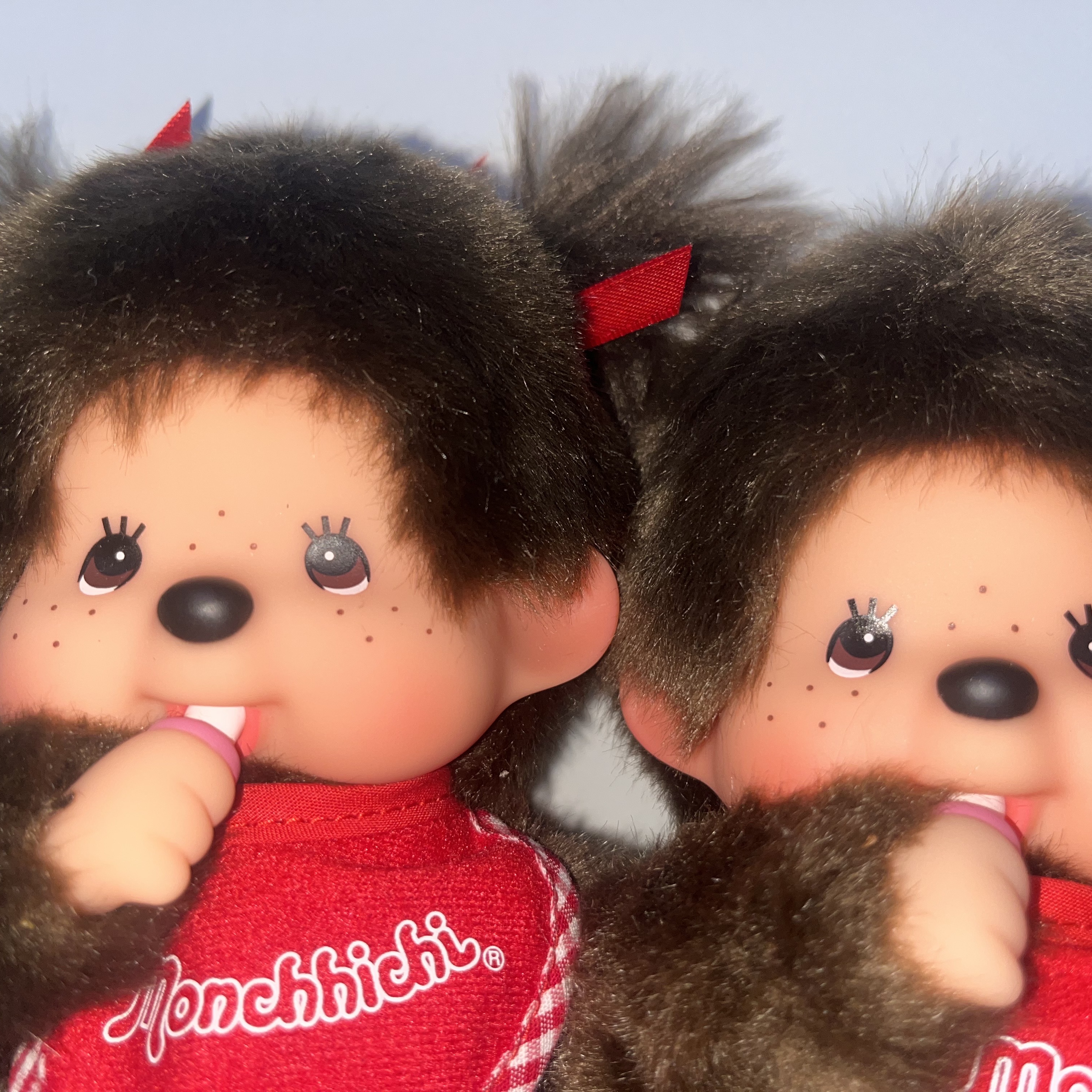 Monchhichi Premium Standard S Brown Boy 착용 스타일