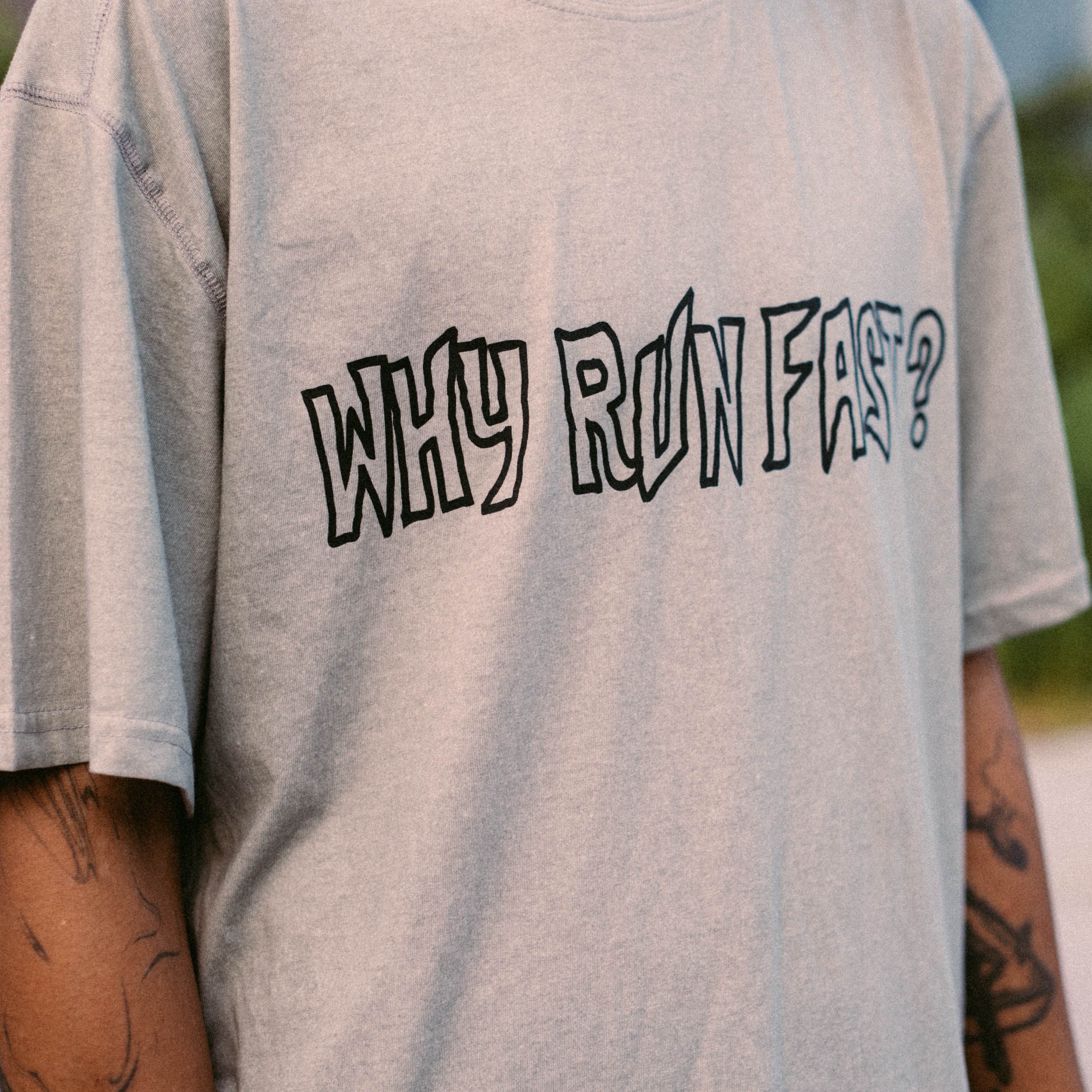 lainlame Whyrunfast Short T-Shirts Grey 착용 스타일 - 5