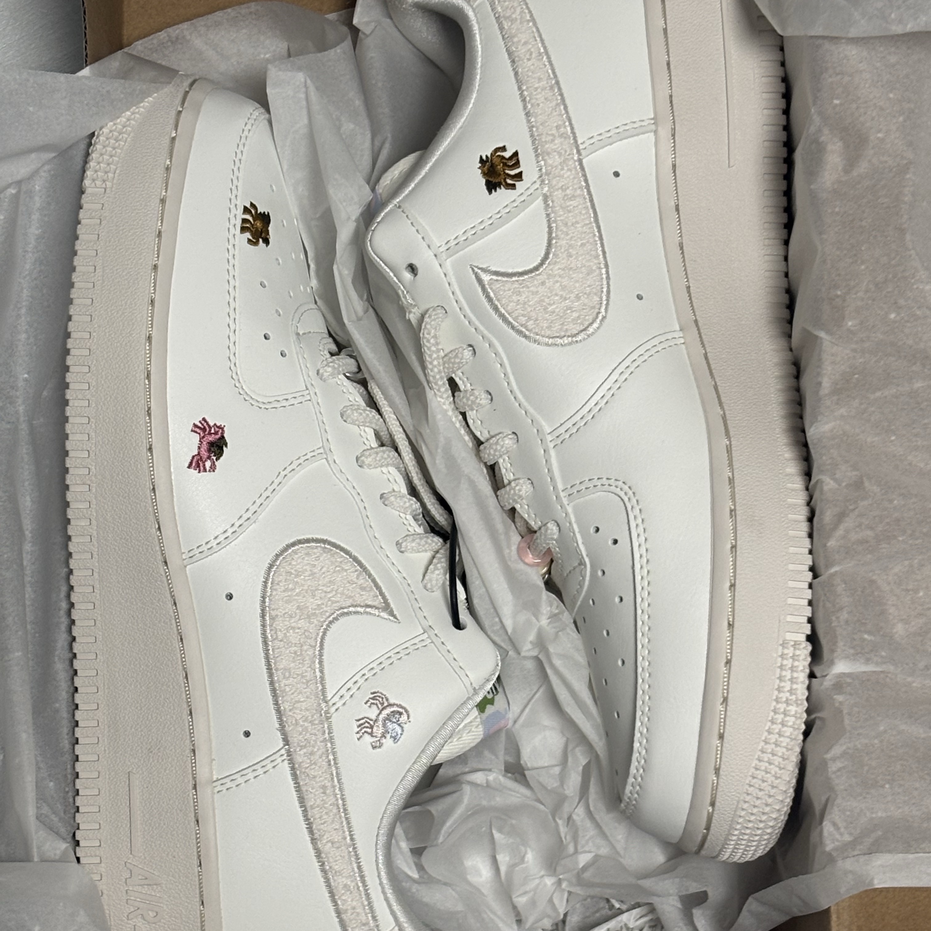 (W) Nike Air Force 1 '07 Sail Phantom 착용 스타일 - 2