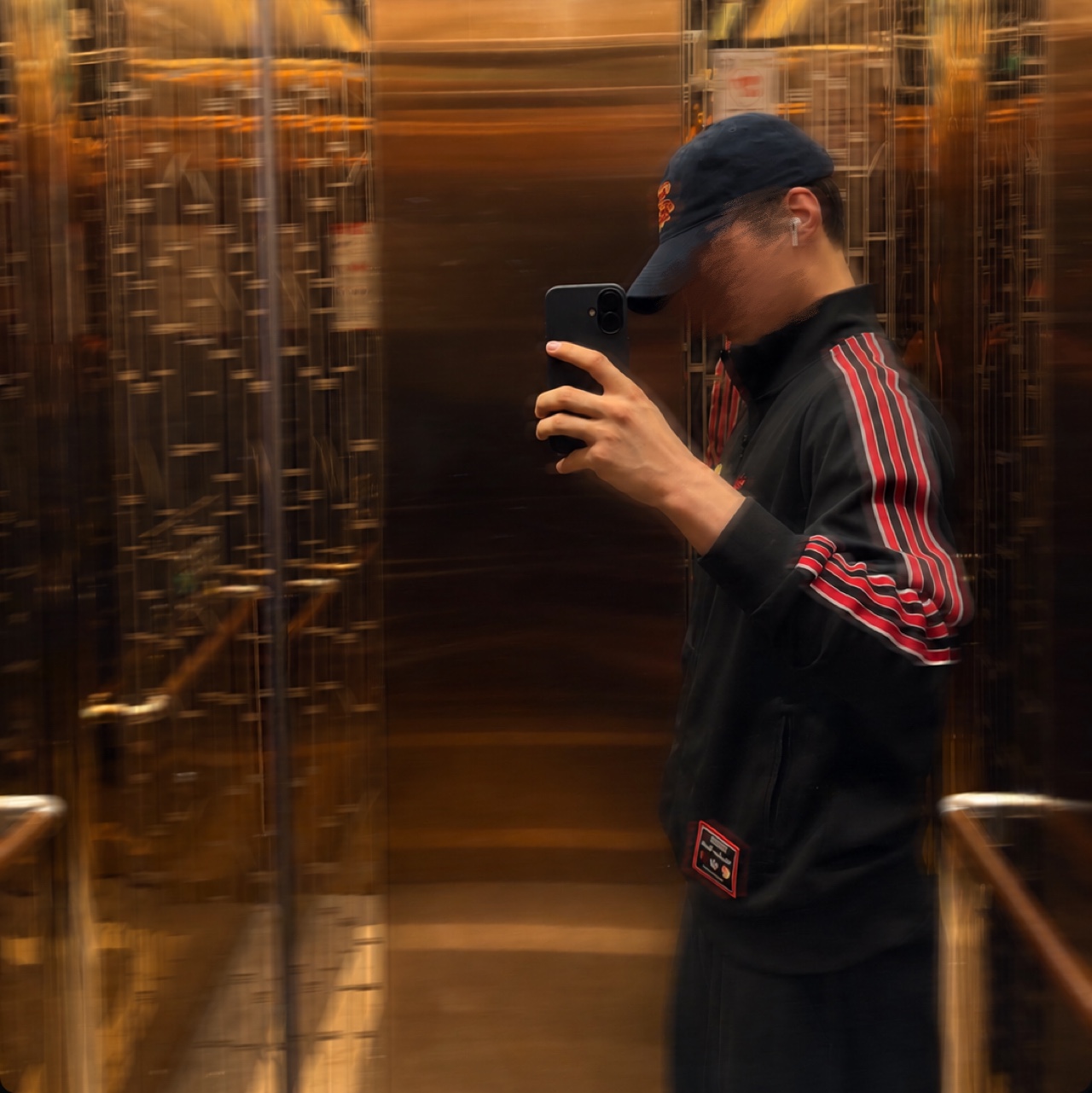 Adidas Manchester United Terrace Icon Track Top Black - KR Sizing 착용 스타일