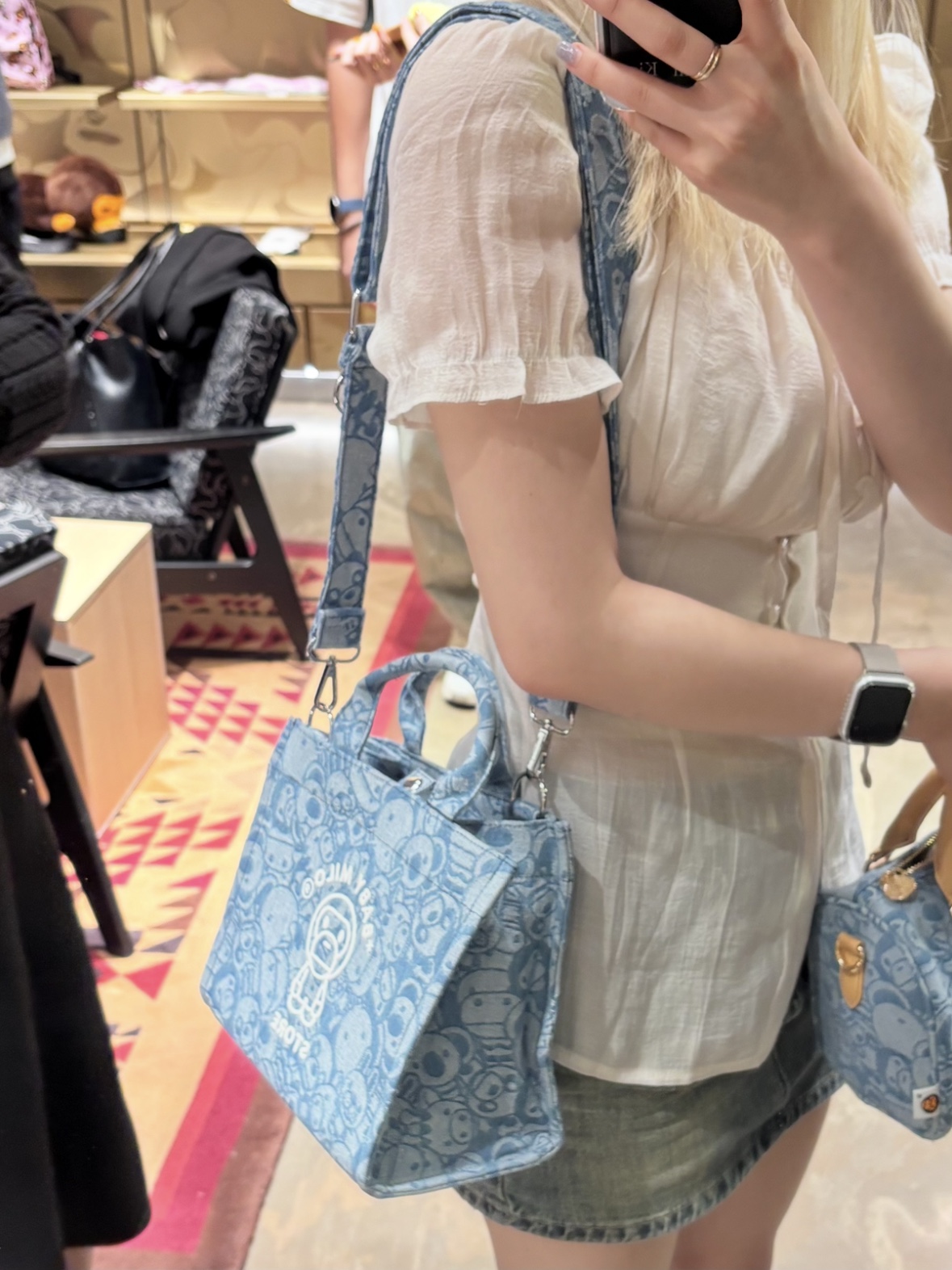 BAPE Baby Milo PU Cross Bag Blue, BAPE Baby Milo Small Tote Bag #2 Sax 착용 스타일 - 2