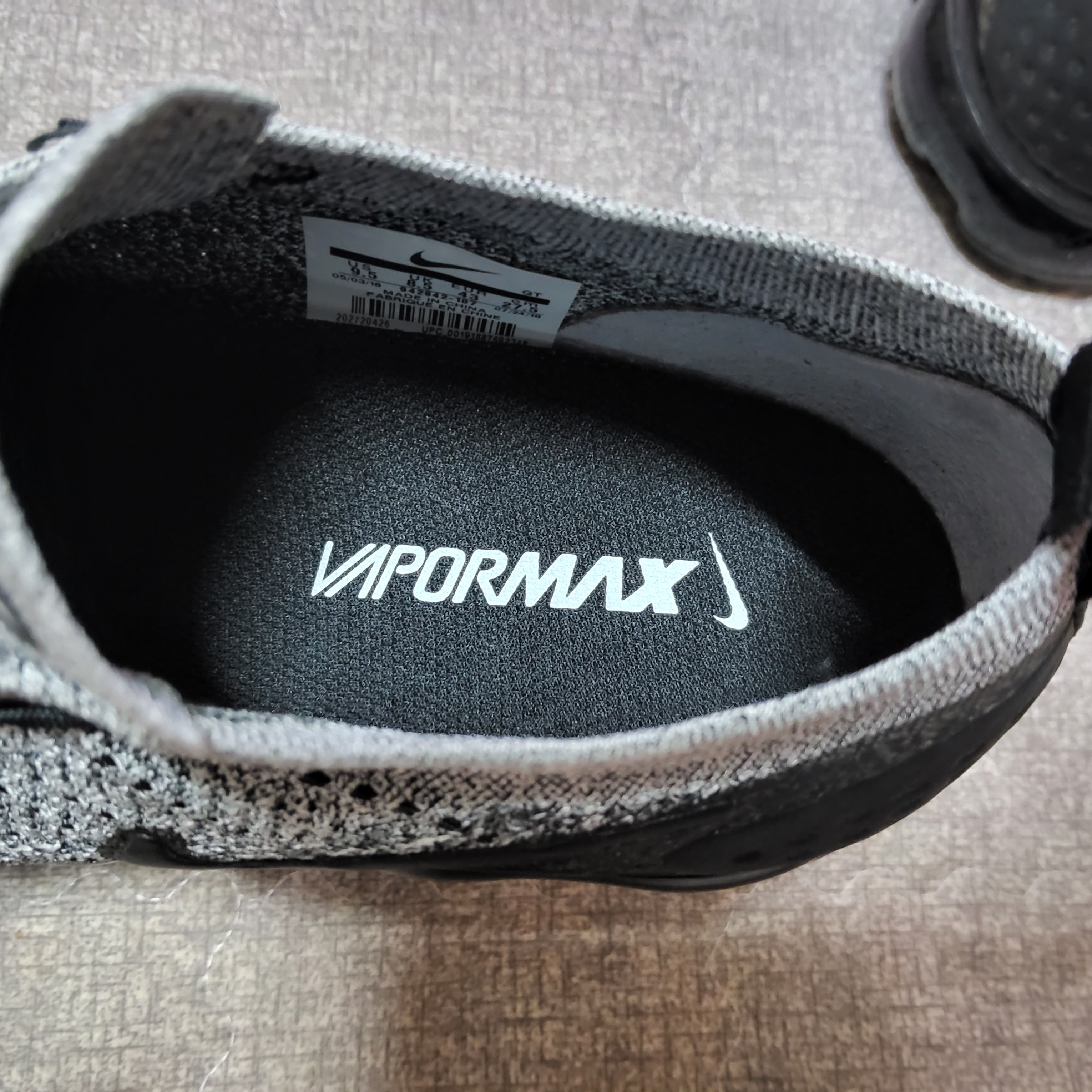 Nike Air VaporMax 2 Cookies and Cream 착용 스타일 - 5