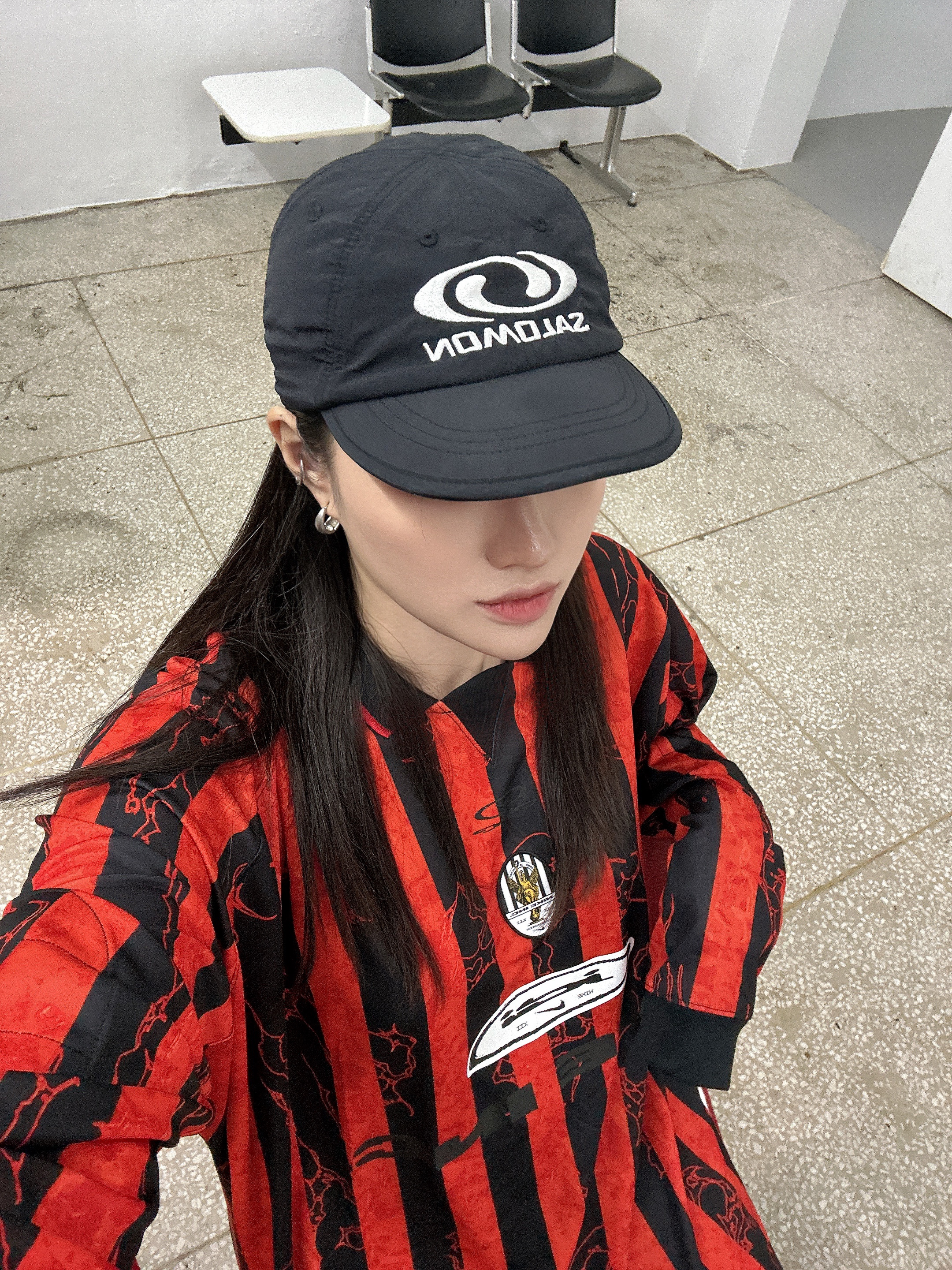 Nike Air Long Sleeve Jersey Picante Red University Red, Salomon Link Camp Cap Black 착용 스타일