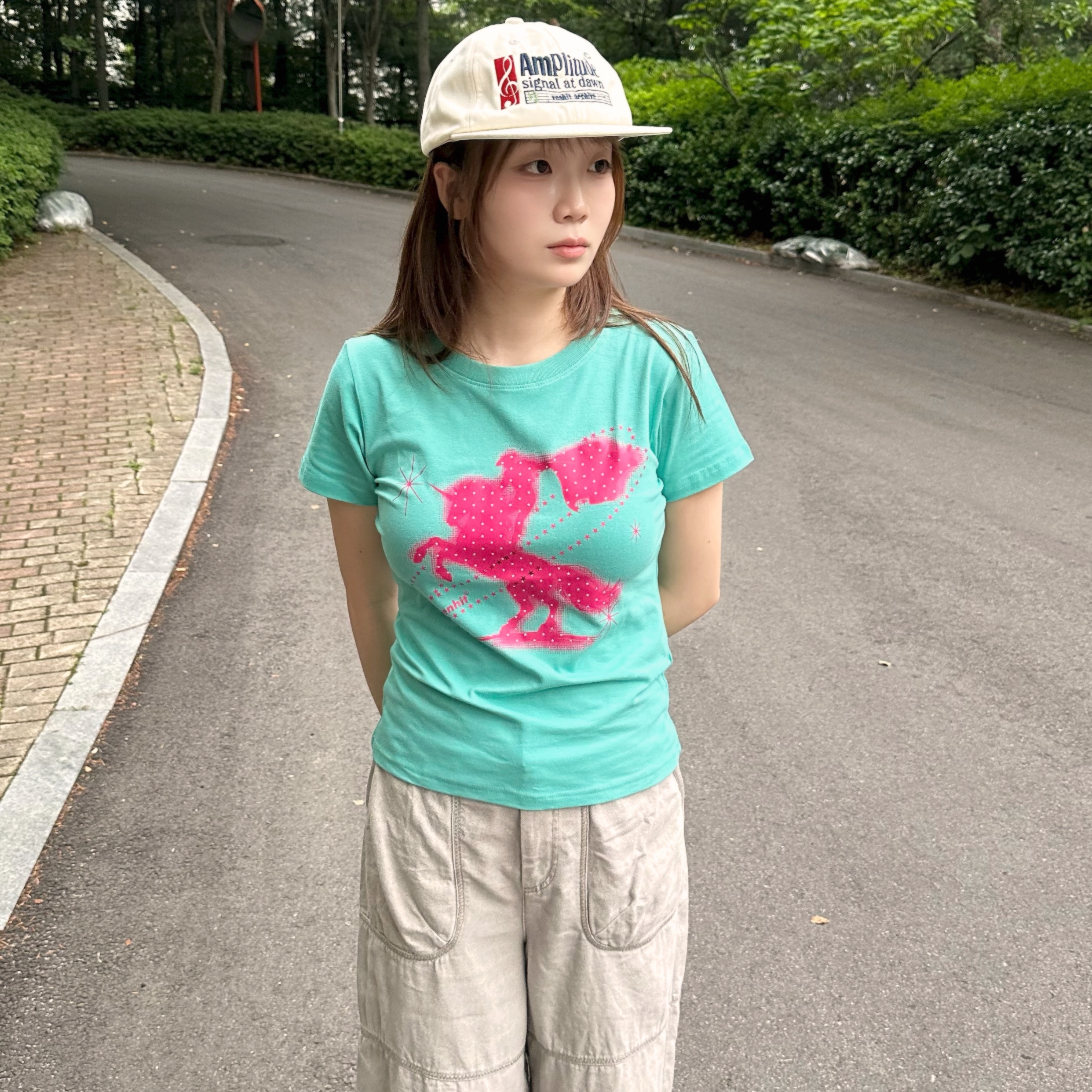 COYSEIO Coy Bumble Sneakers Grey 착용 스타일 - 4