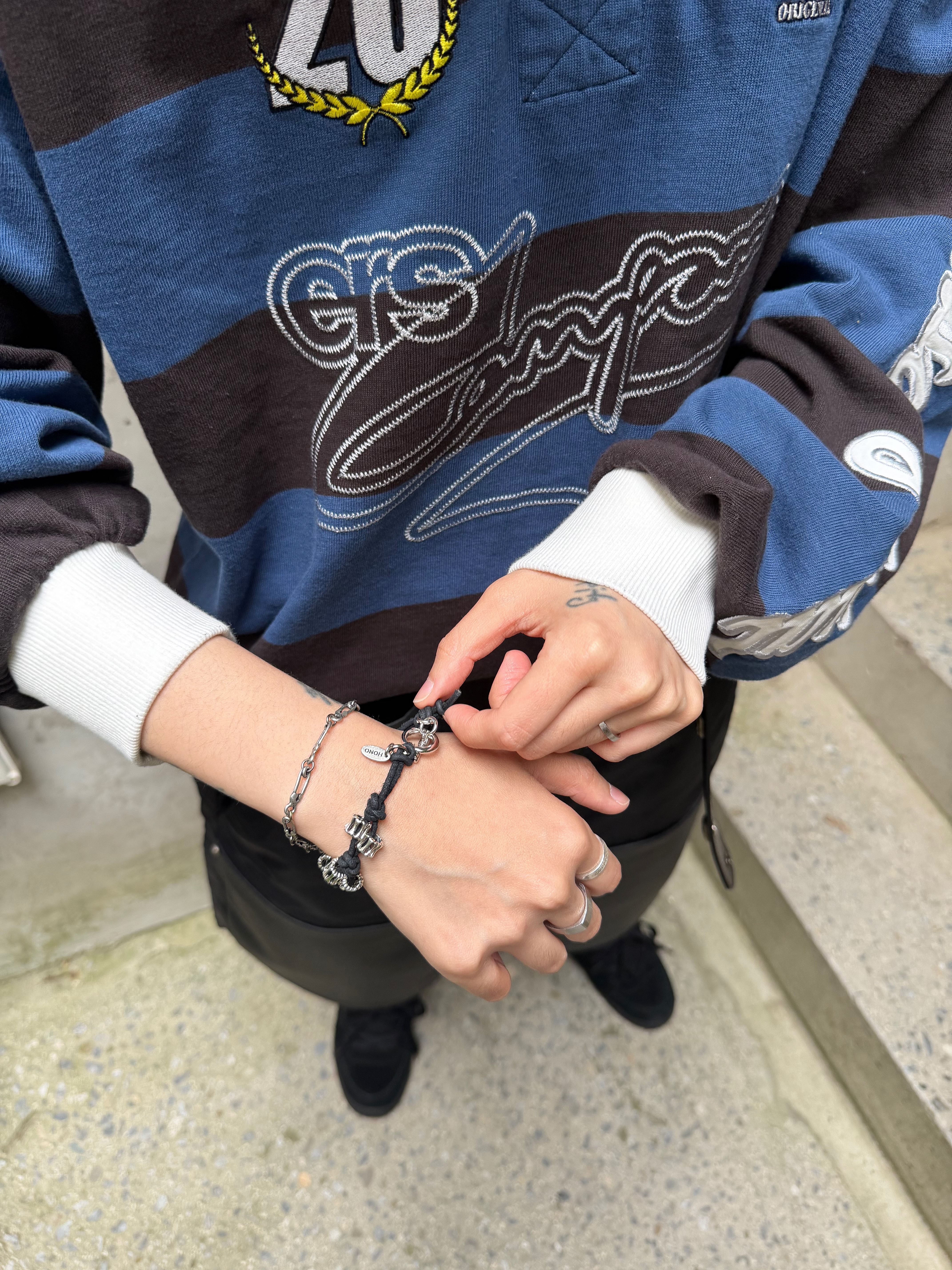 Hono Report Cow Suede Bracelet Black, eS Accel OG Black 착용 스타일 - 4