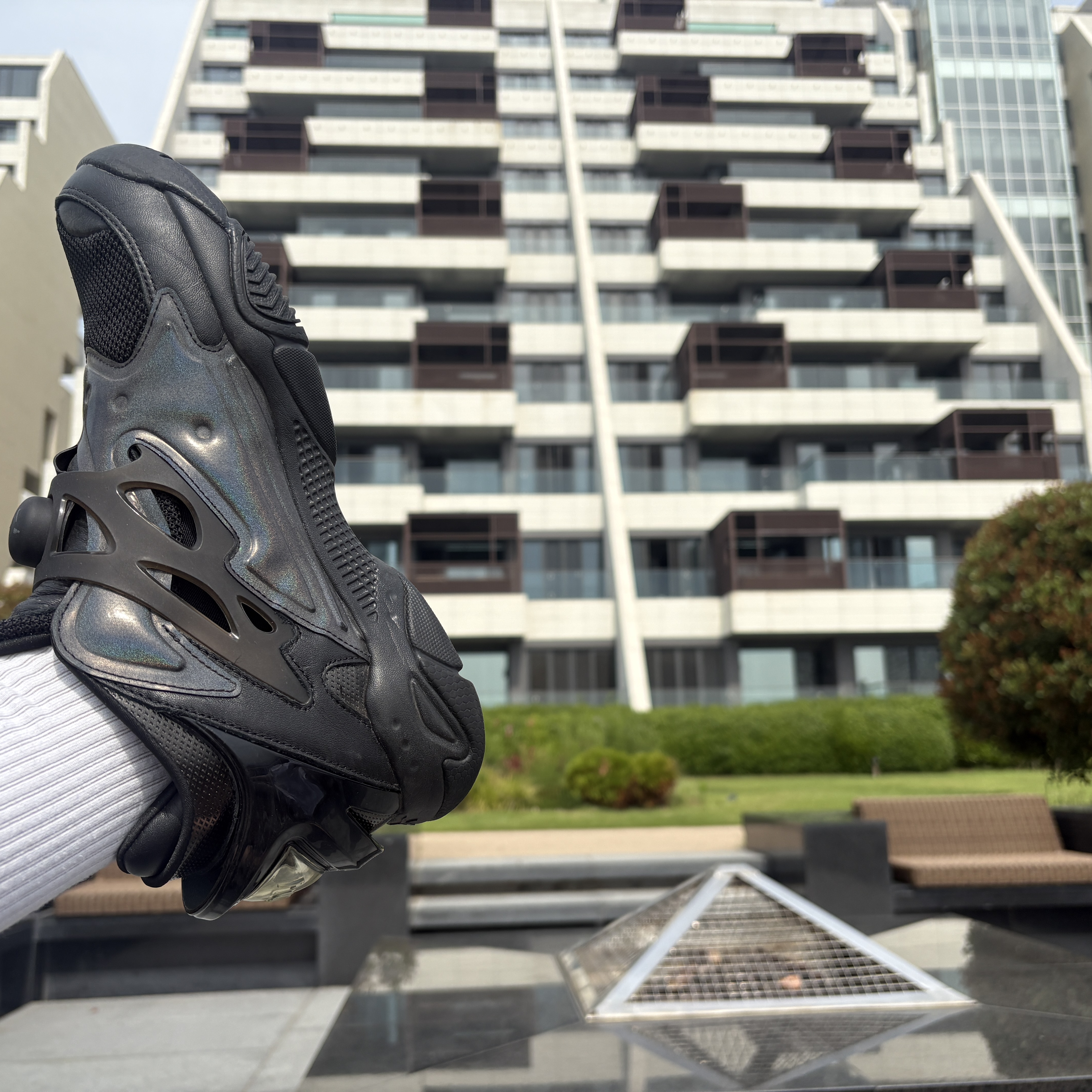 Reebok x Juun.J Pump Court Black 착용 스타일